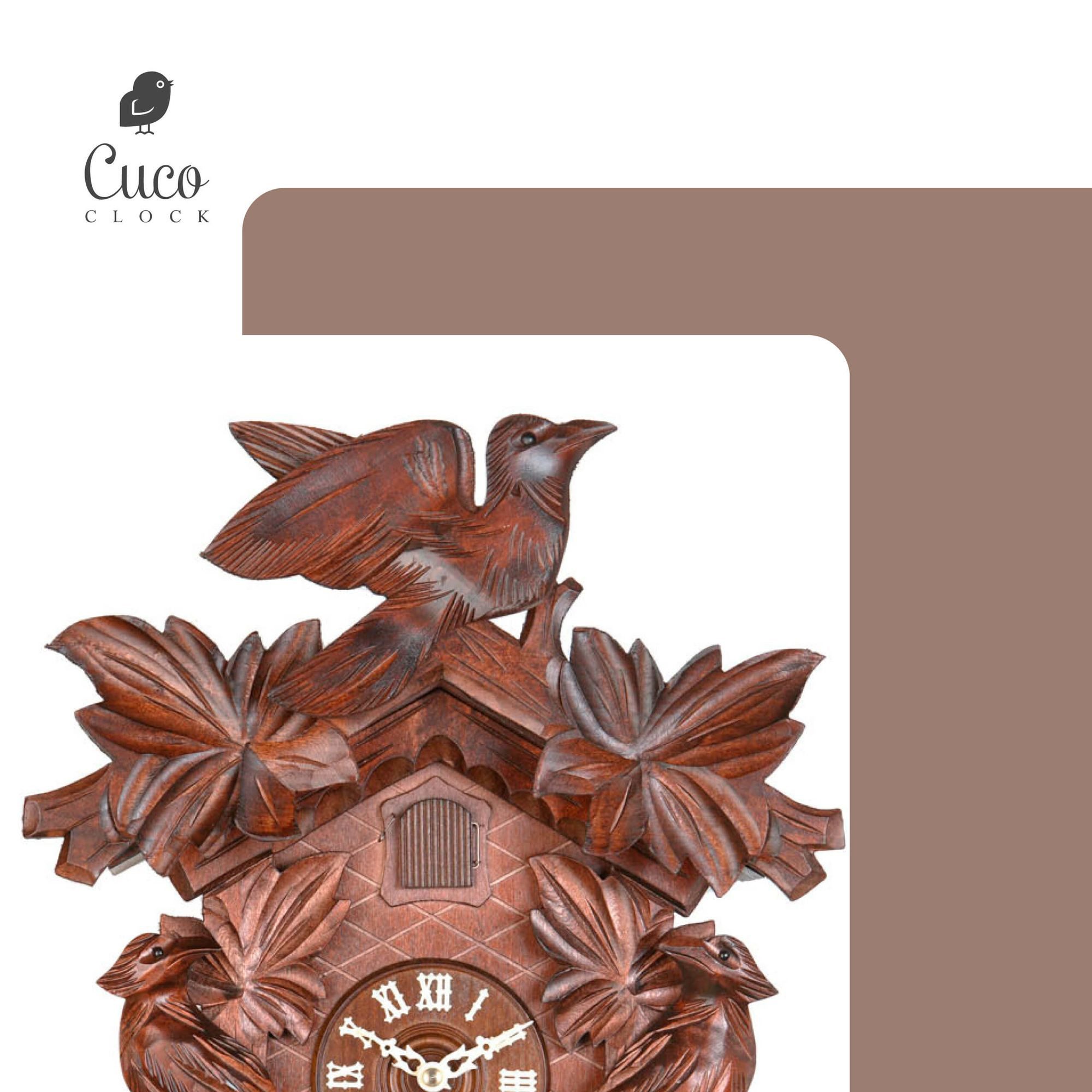 Cuco Clock Pendelwanduhr Kuckucksuhr Schwarzwalduhr "Im Blätterwald" Wanduhr aus Holz (38 x 29 x 16cm, 8 - Tage Werk, manuelle Nachtabschaltung)