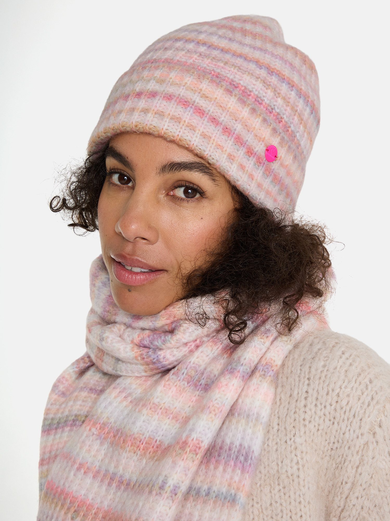 Lieblingsstück Beanie Damen-Strickmütze 53% Polyacryl, 33% Nylon, 14% Wolle
