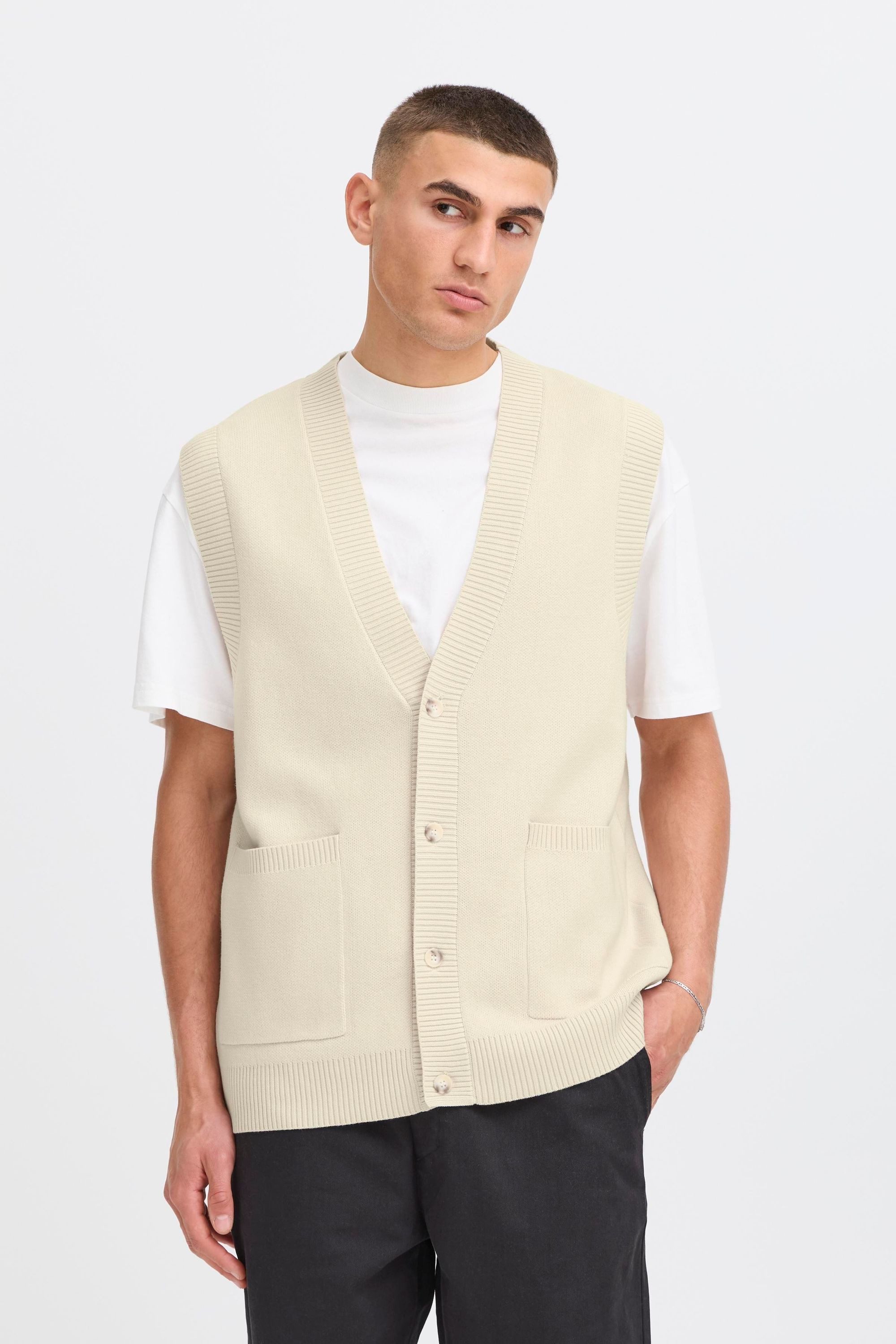 !Solid Strickjacke SDRYKER VEST Modische Feinstrick-Weste mit V-Ausschnitt günstig online kaufen