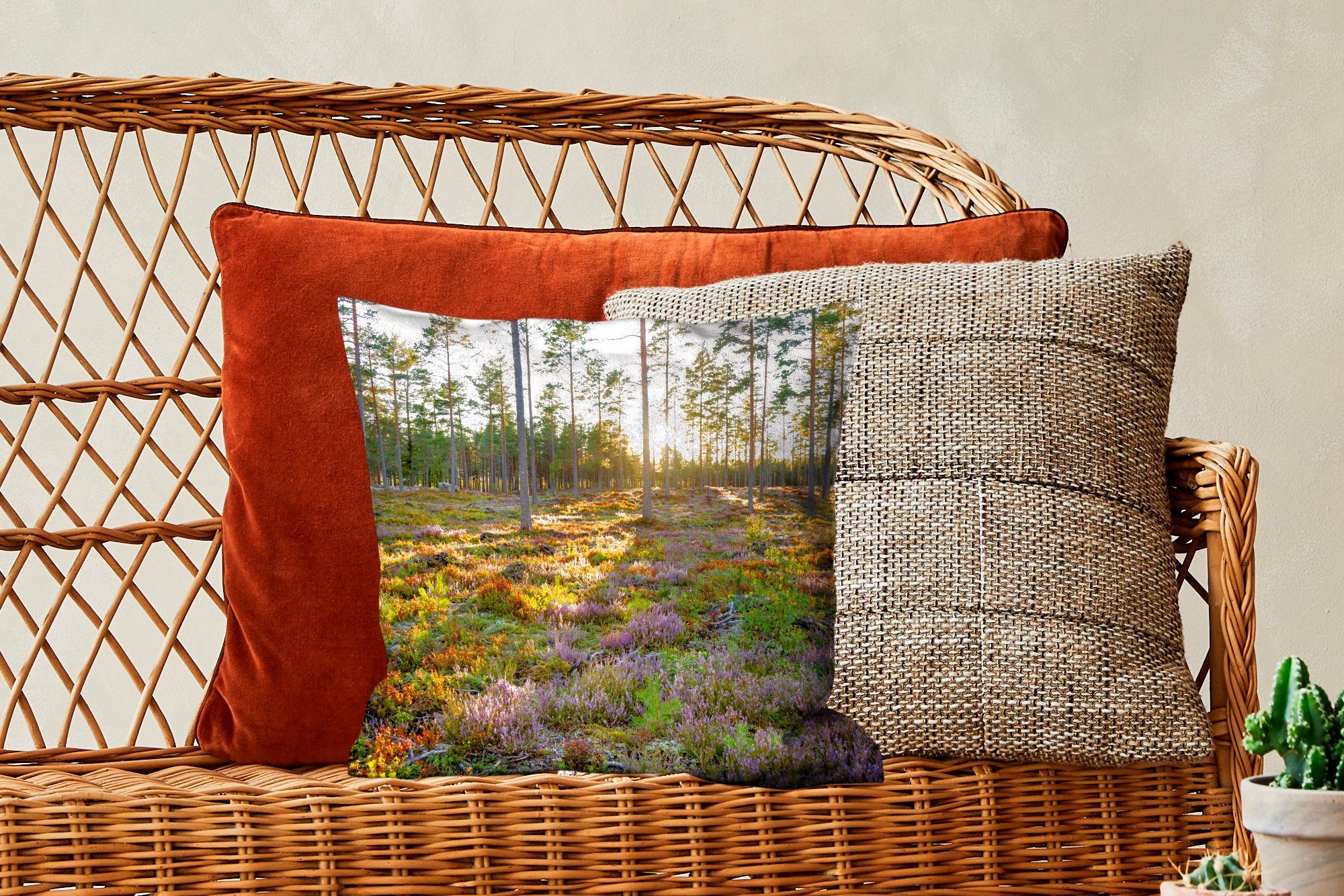 MuchoWow Dekokissen Bäume in einer Füllung Heidelandschaft, Sofakissen Schlafzimmer, Wohzimmer, mit für Deko, Zierkissen