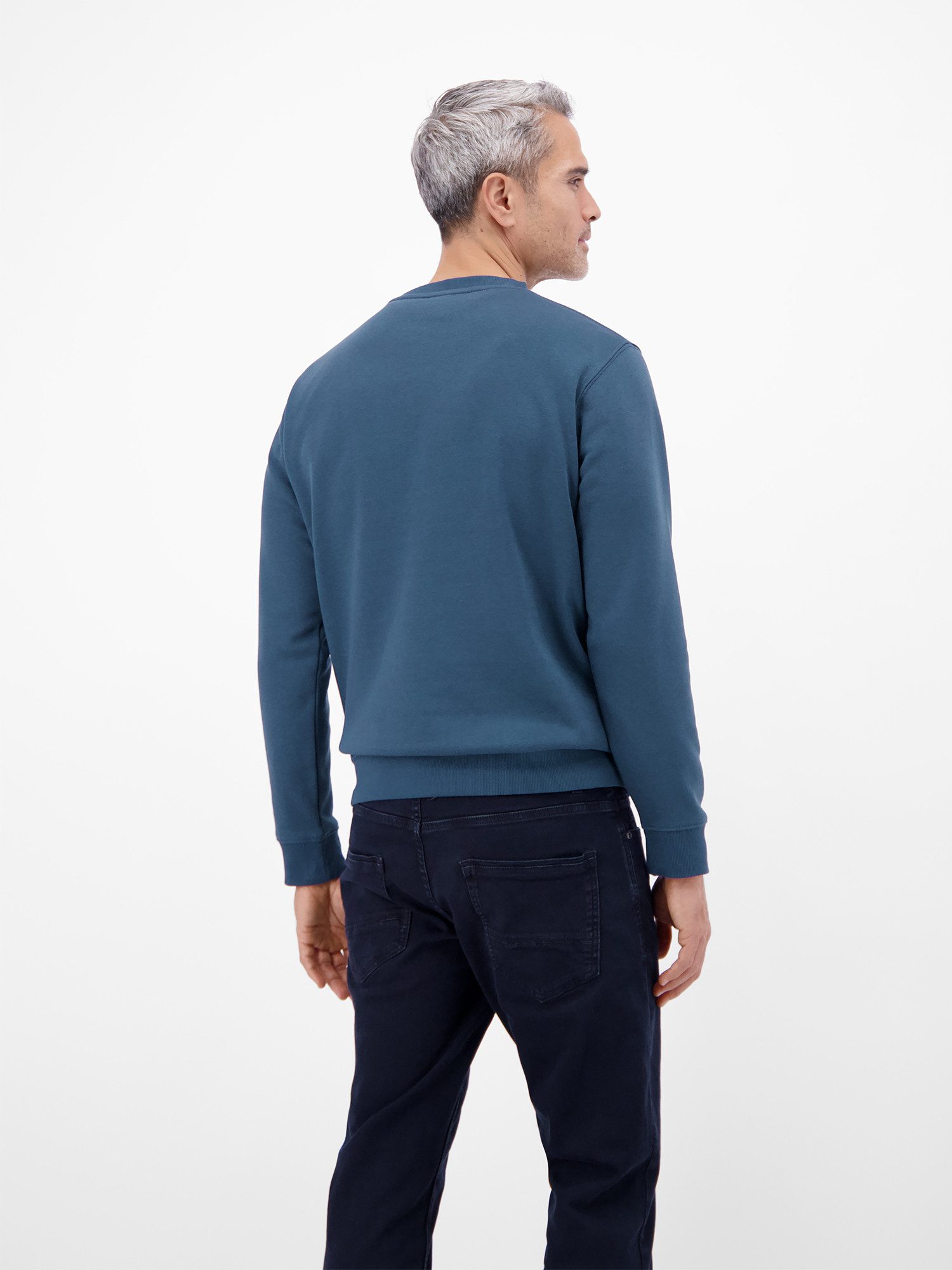 LERROS Sweatshirt Urbaner Sweatshirtstyle, weiche Haptik Unifarbenes Herren‑Sweatshirt, hoher Tragekomfort, REGULAR FIT