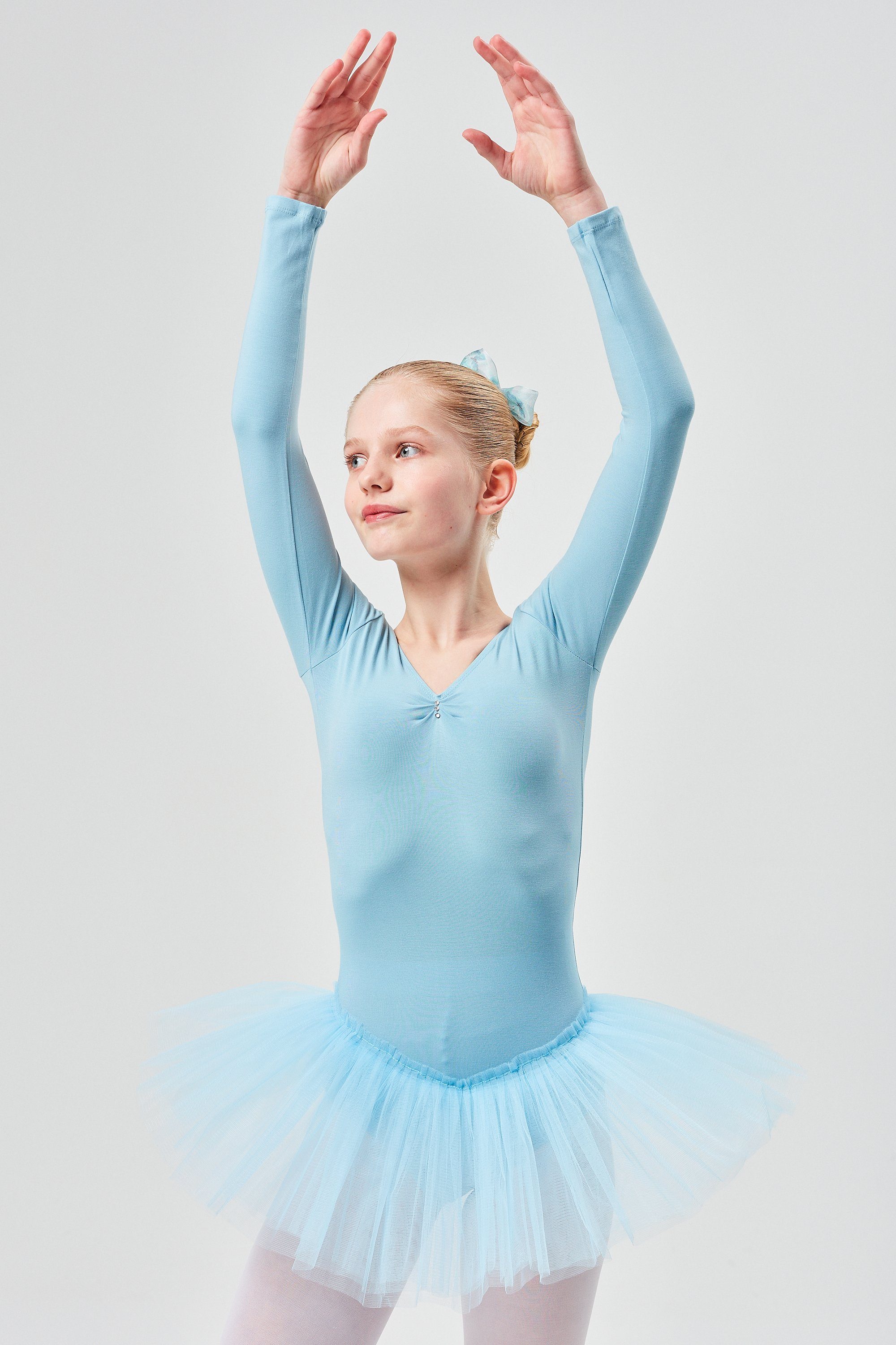 tanzmuster Tüllkleid Ballett Tutu Romy mit Glitzersteinen Langarm Ballettkleid aus weicher Baumwolle mit Tüllrock für Mädchen hellblau