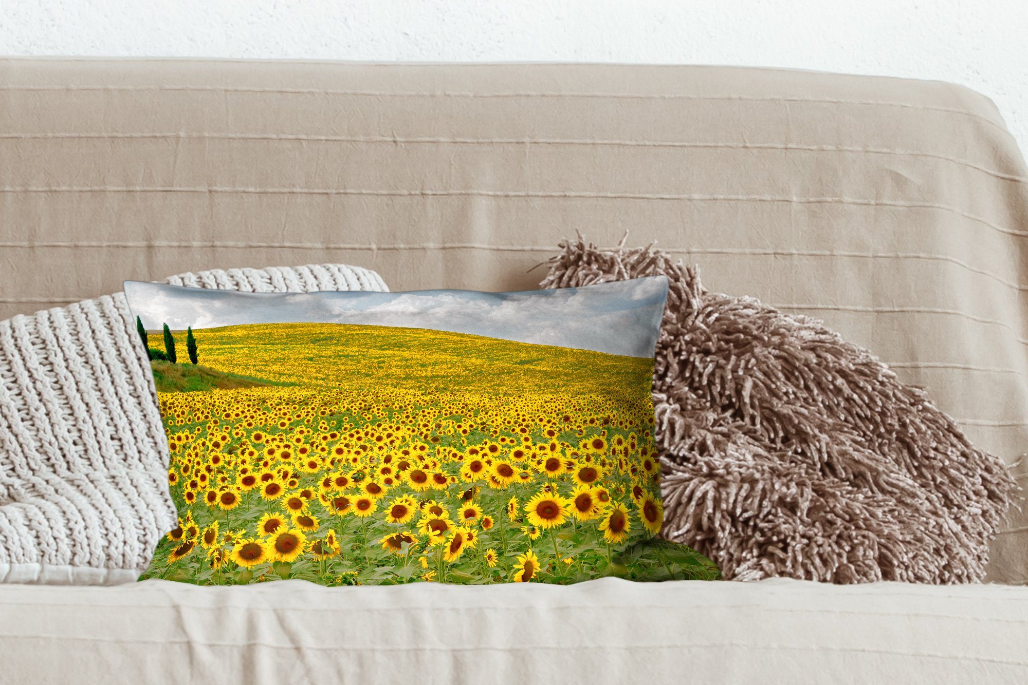 MuchoWow Dekoration, mit Schlafzimmer Dekokissen Füllung, der in Toskana, Wohzimmer Dekokissen Zierkissen, Sonnenblumen
