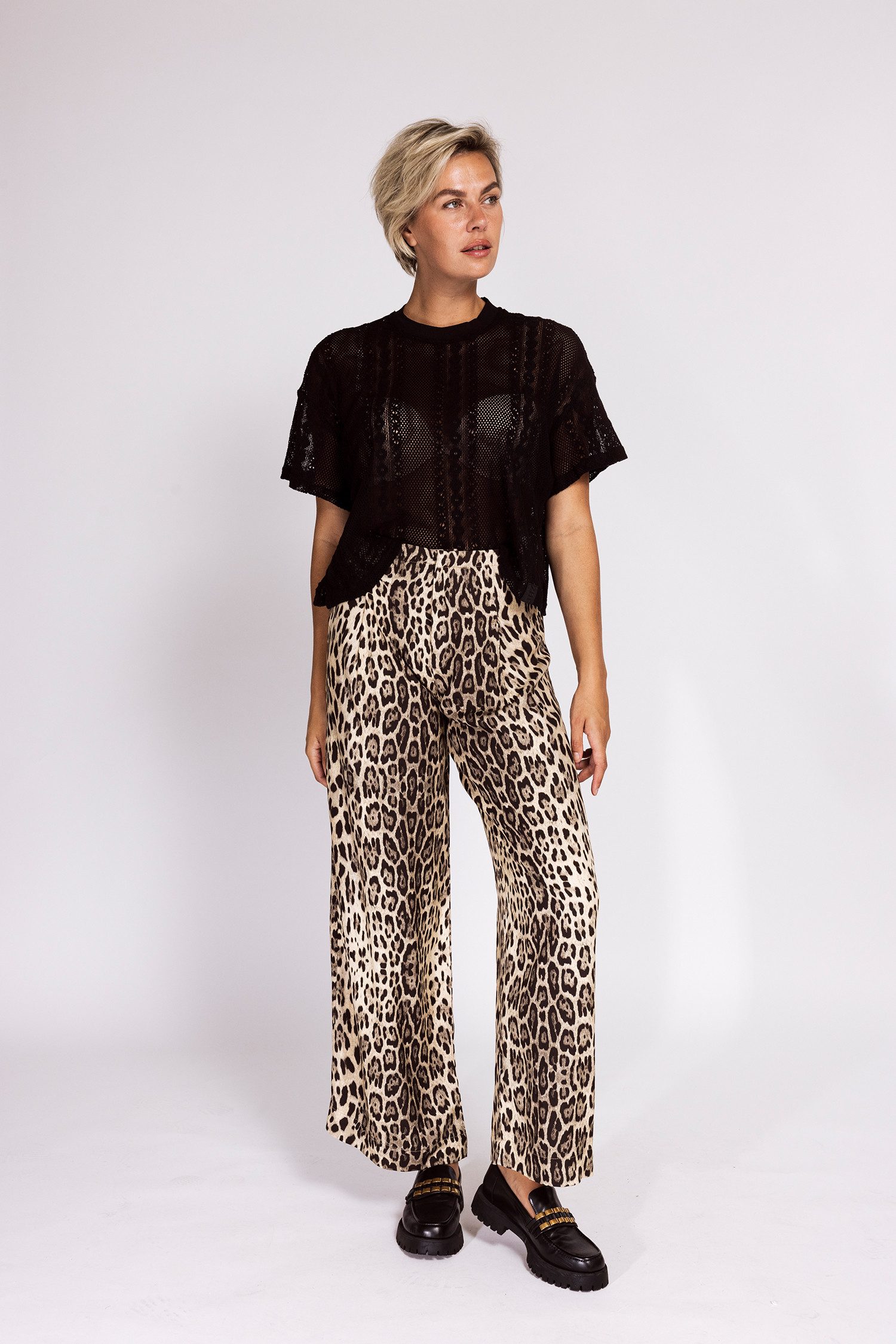 Zhrill Stoffhose PALA Leo lässige Passform, mit elastischem Gummizug, mit Animal-Print – Bild 4 von 4