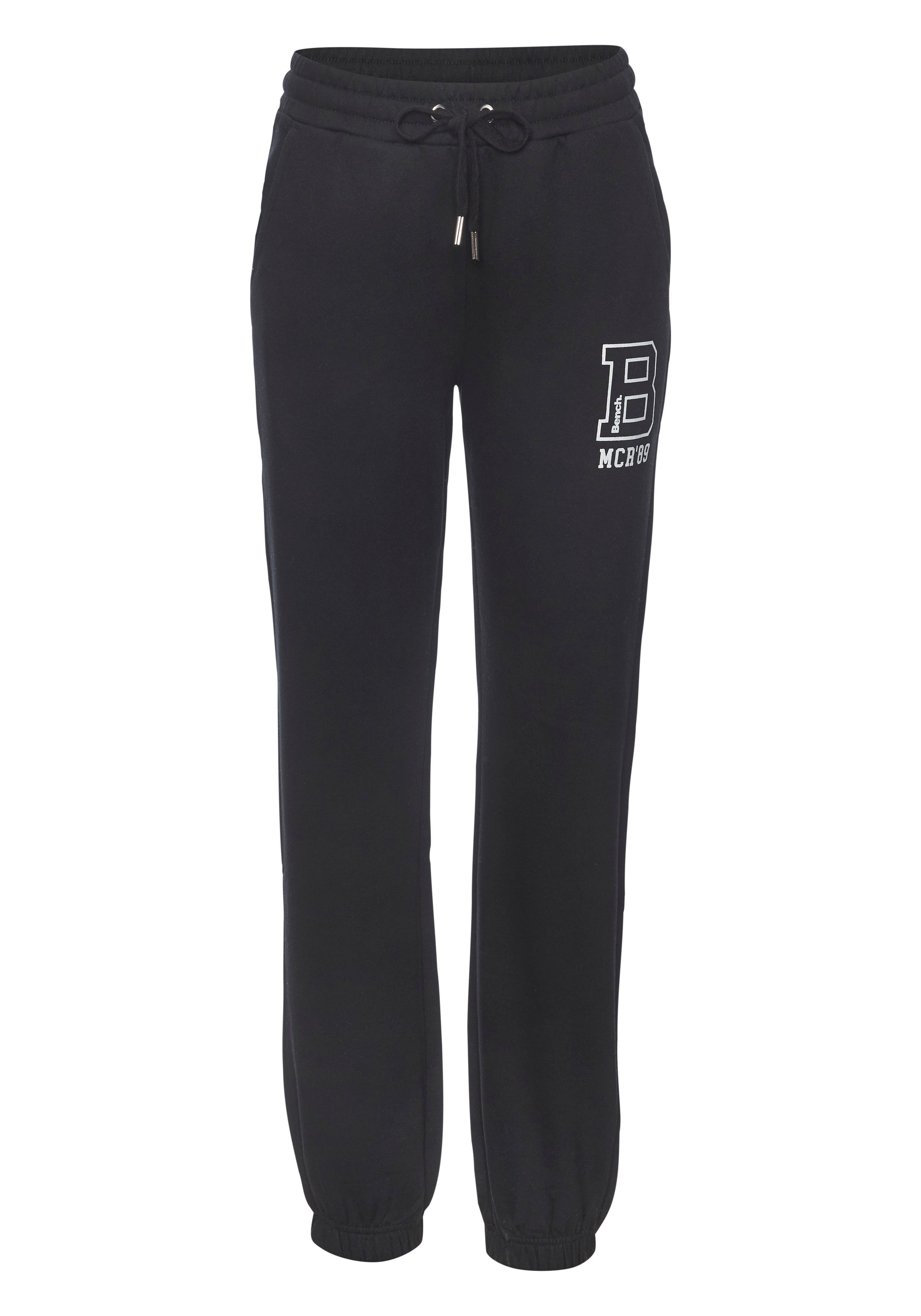 Bench. Loungewear Jogginghose mit seitlichen Taschen und Logoprint, Loungewear