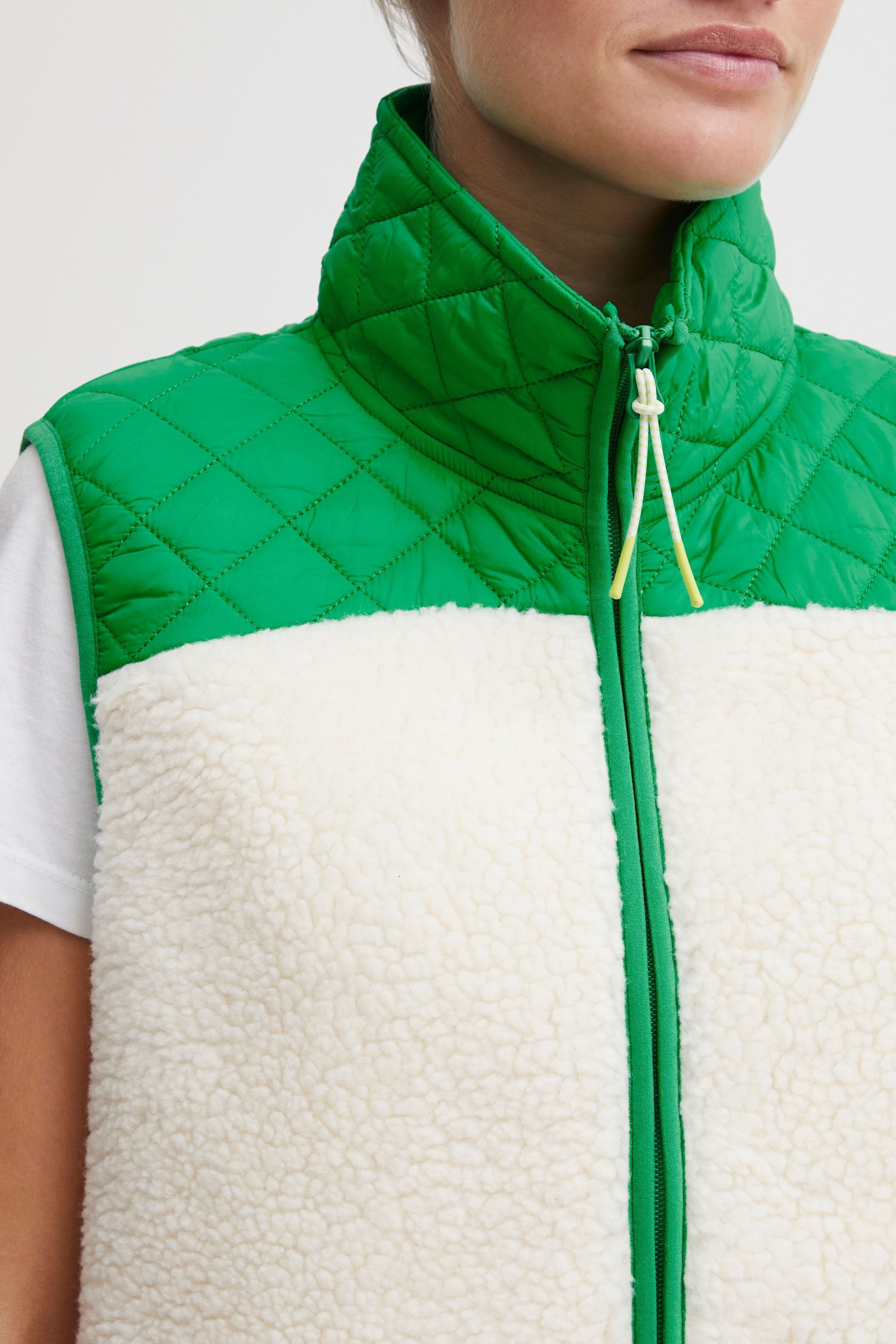 OXMO Fleeceweste OXBetty Modische Jacke
