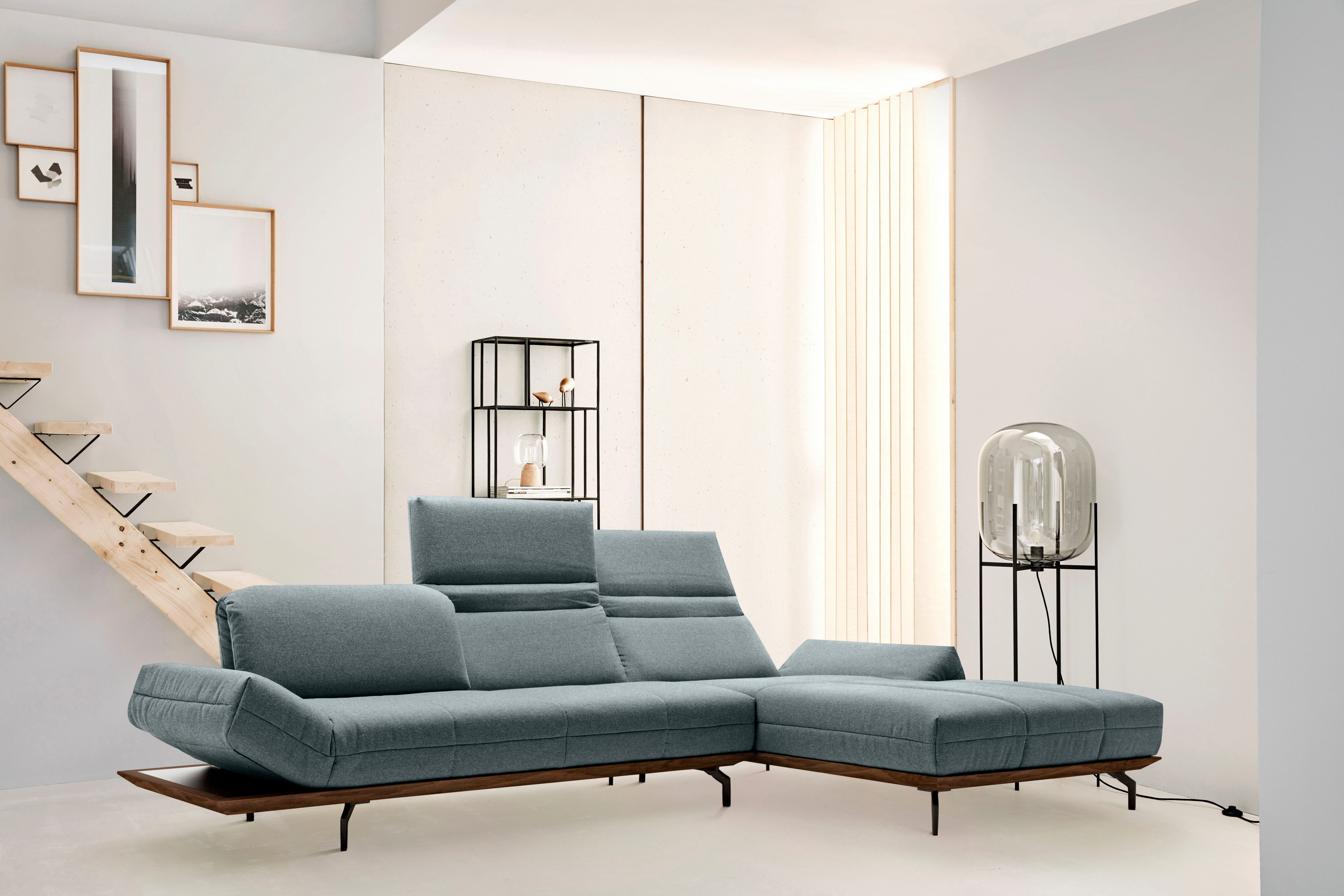 Creation BY ROLF BENZ Ecksofa CR.420, Designecksofa, L-Form, in 2 Qualitäten, Holzrahmen in Eiche Natur oder Nußbaum, Breite 313 cm