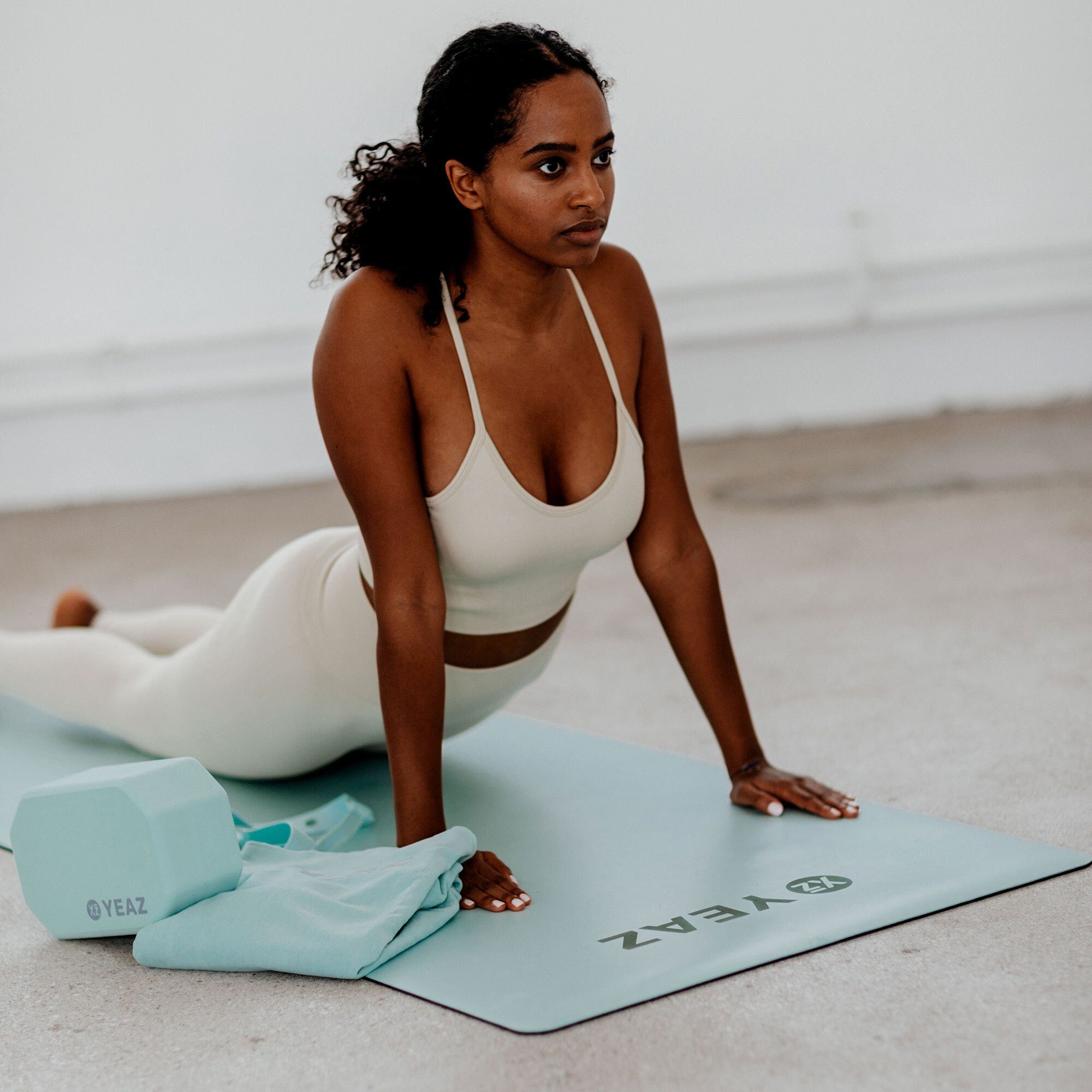 CARESS grün matte & - YEAZ set Yogamatte handtuch