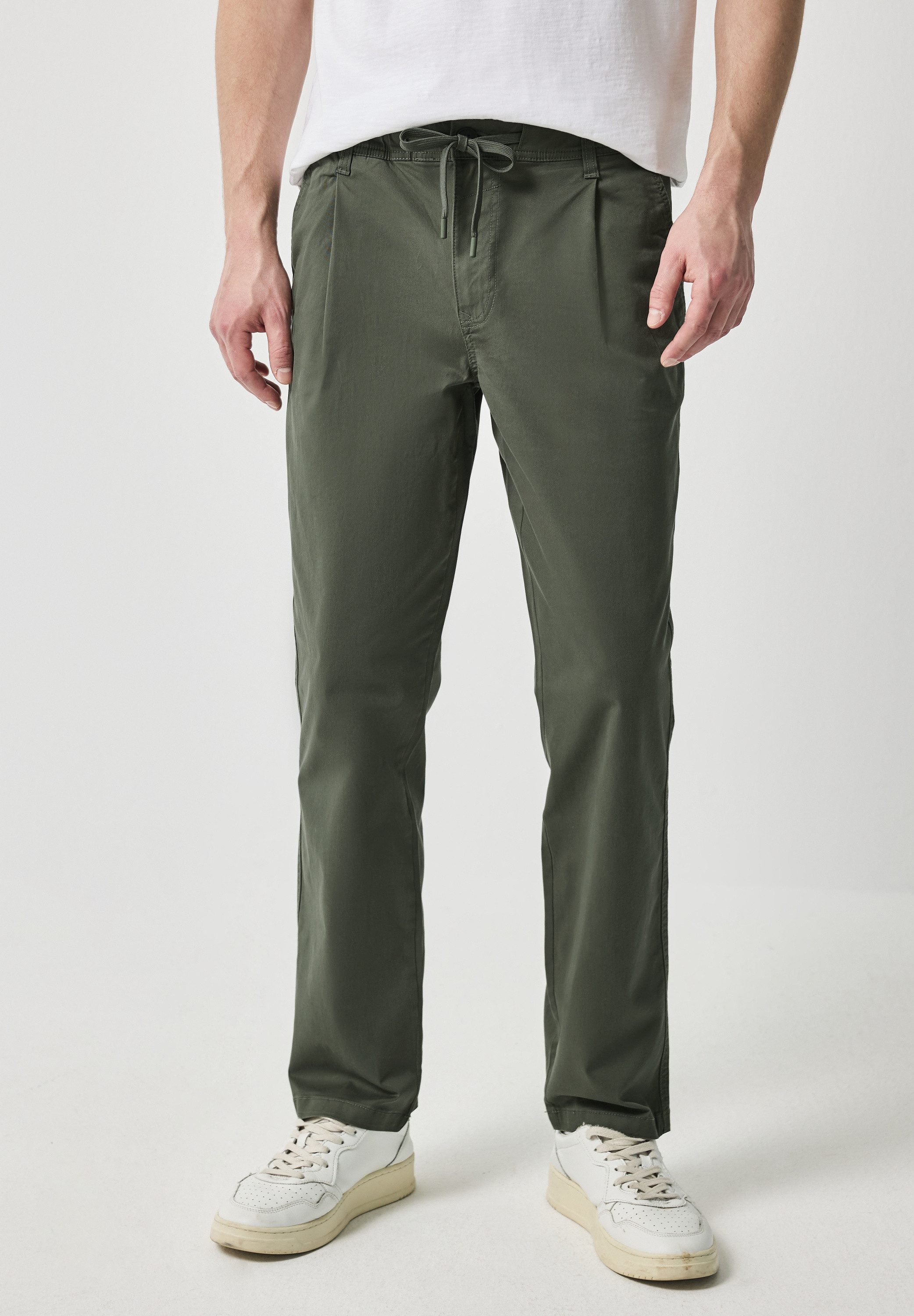 STREET ONE MEN Chinohose mit seitlichen günstig online kaufen
