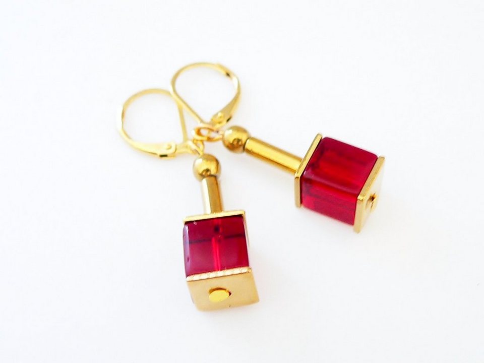 traumschmuck Paar Ohrhänger 106c-o Ohrringe Ohrhänger Würfel Glas rot  dunkelrot goldfarben (Geschenk, Muttertag, Weihnachten, Geburtstag,  Valentinstag, inkl Schmuckbox), Made in Germany