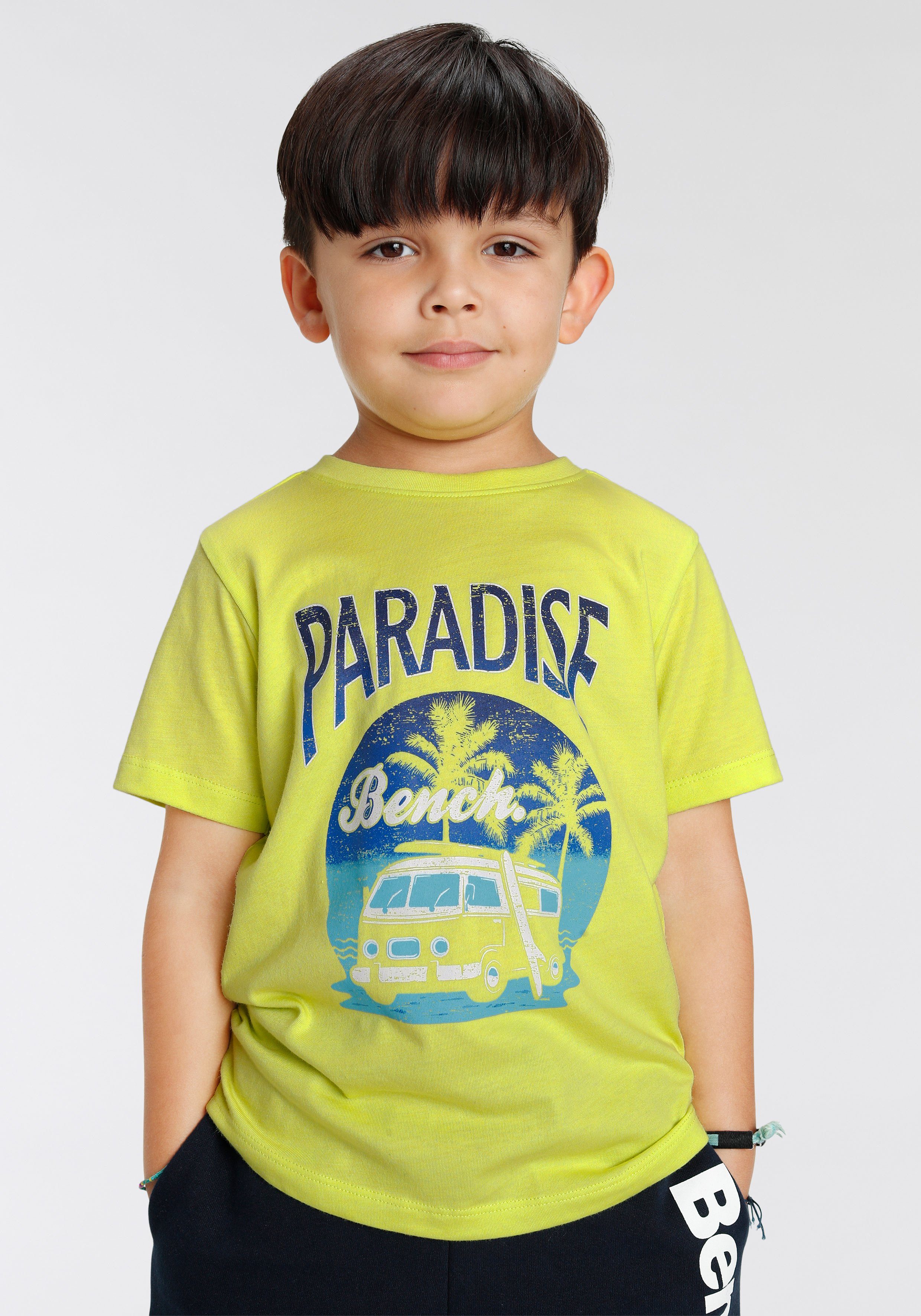 Abfertigung Bench. PARADISE T-Shirt