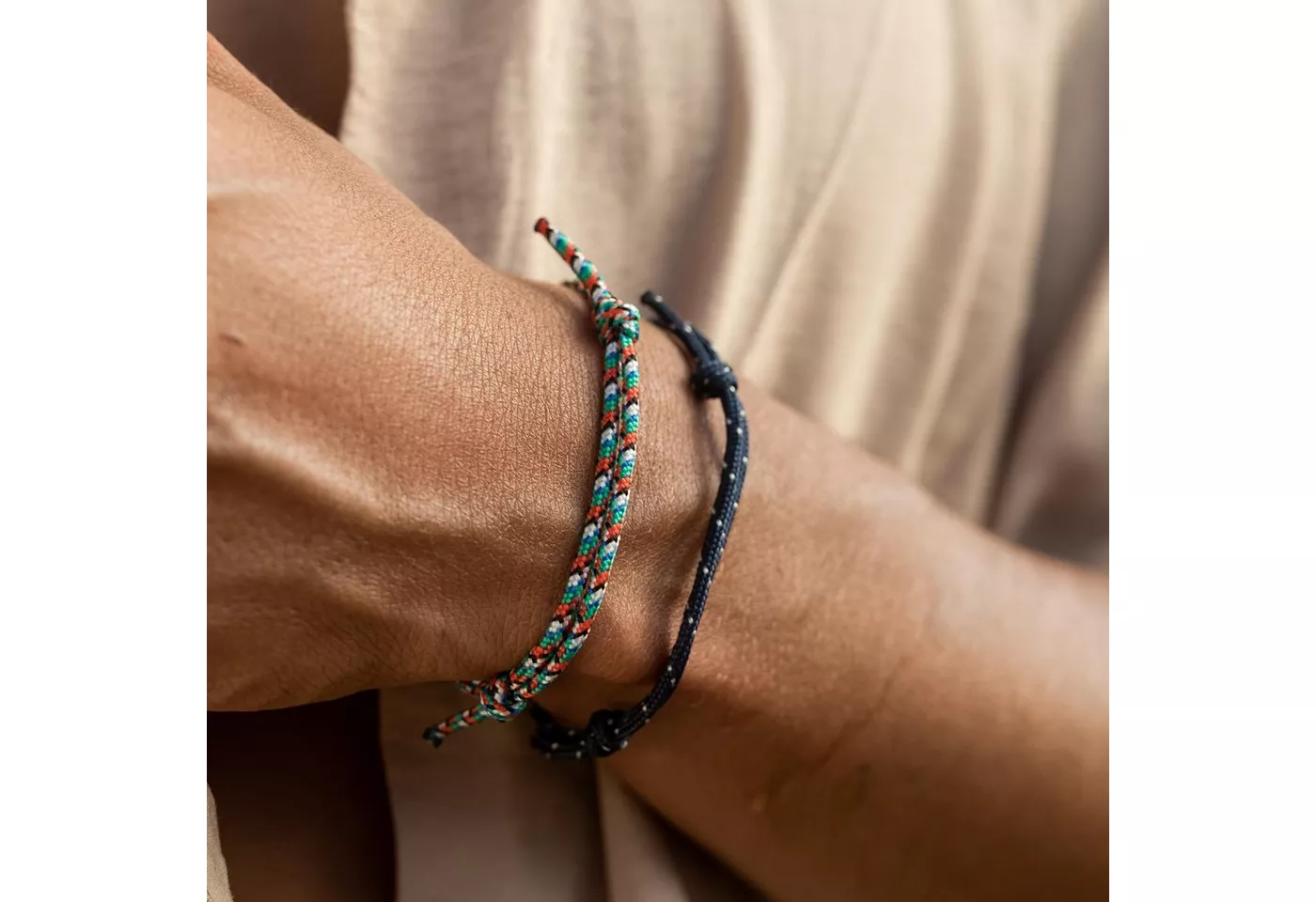 Made by Nami Armband Set Herren & Damen 2x Segeltau Armband Handgemacht, Maritimes Minimalistisches Armband 100% Wasserfest & verstellbar