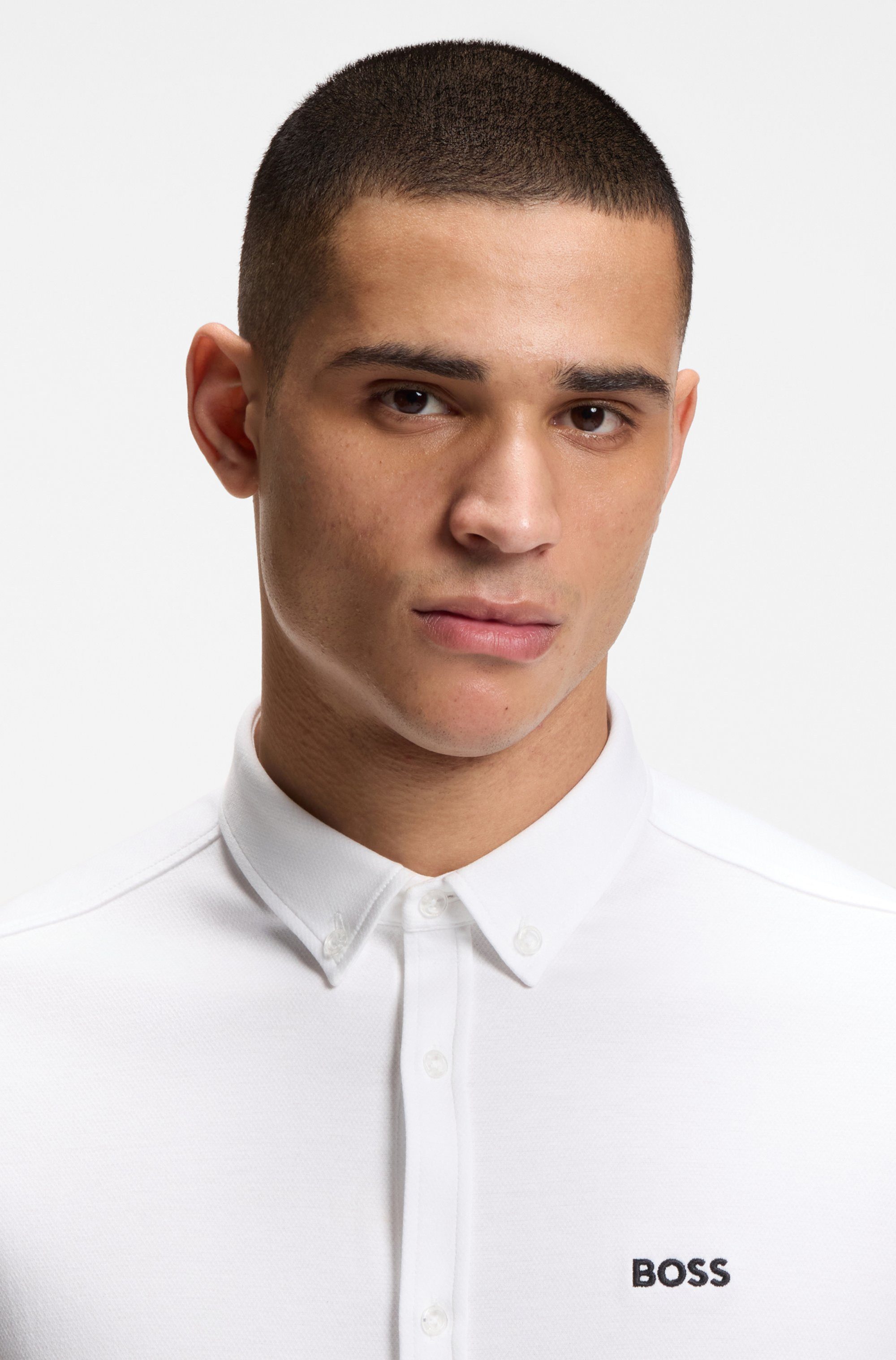 BOSS GREEN Kurzarmhemd Motion S Regular Fit, Button-down-Kragen, Kurzarm, Logo-Stickerei
