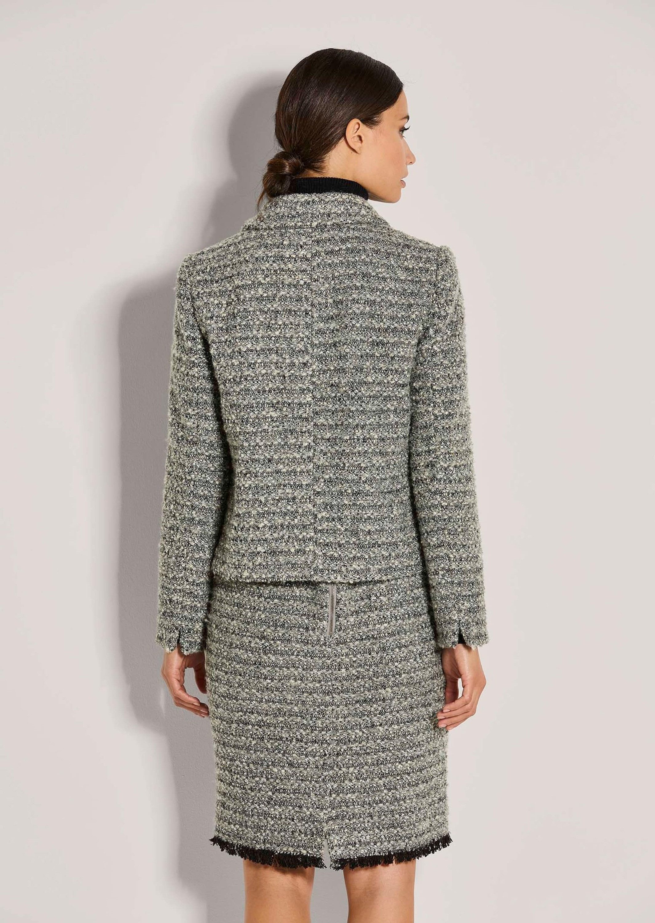MADELEINE Kurzblazer Kurzblazer mit französischer Eleganz Strukturblazer mit Knopfleiste und langen Ärmeln