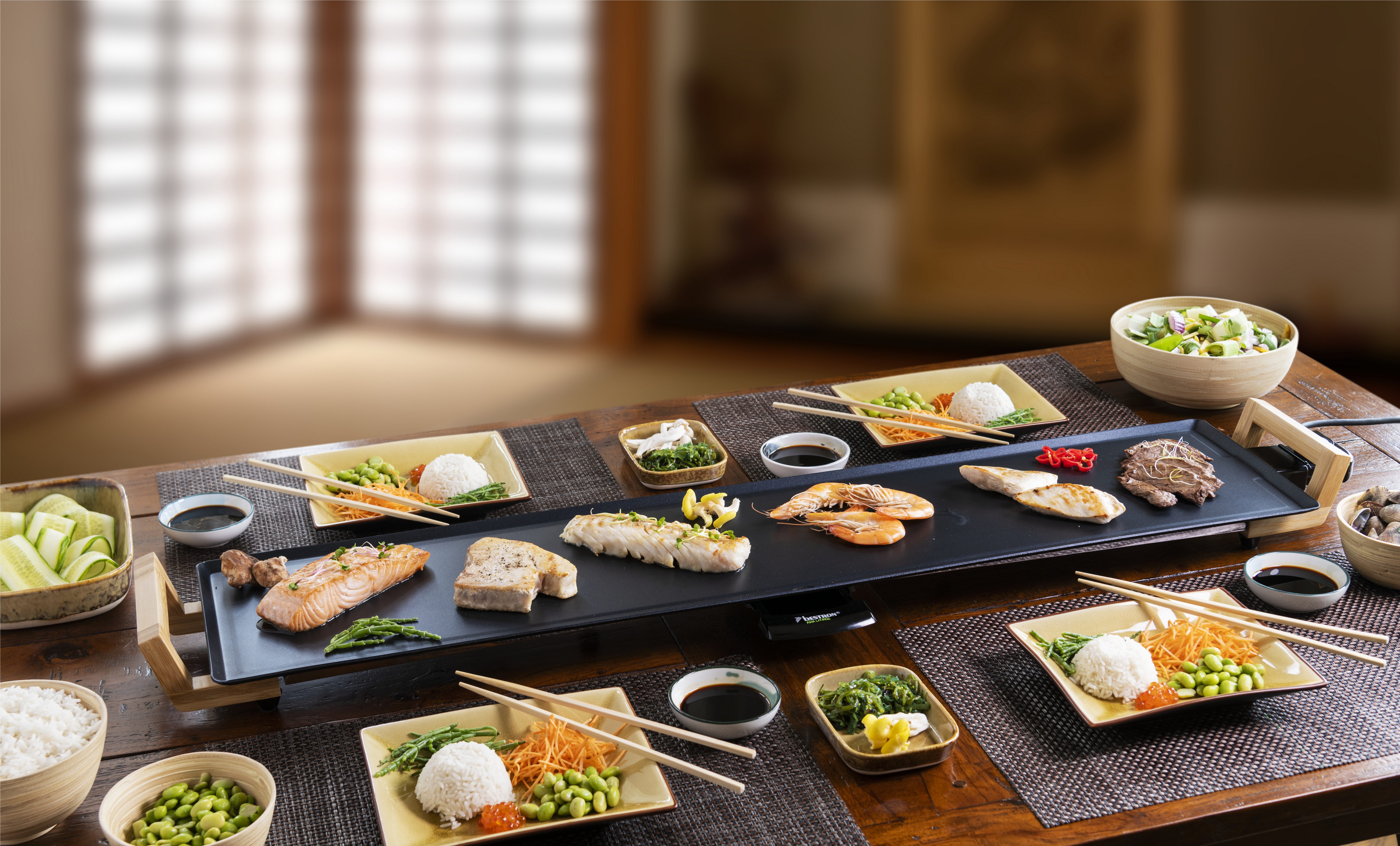 bestron Teppanyakigrill ABP605BB, 2000 W, PFAS-frei, antihaftbeschichtet, für 10 Personen