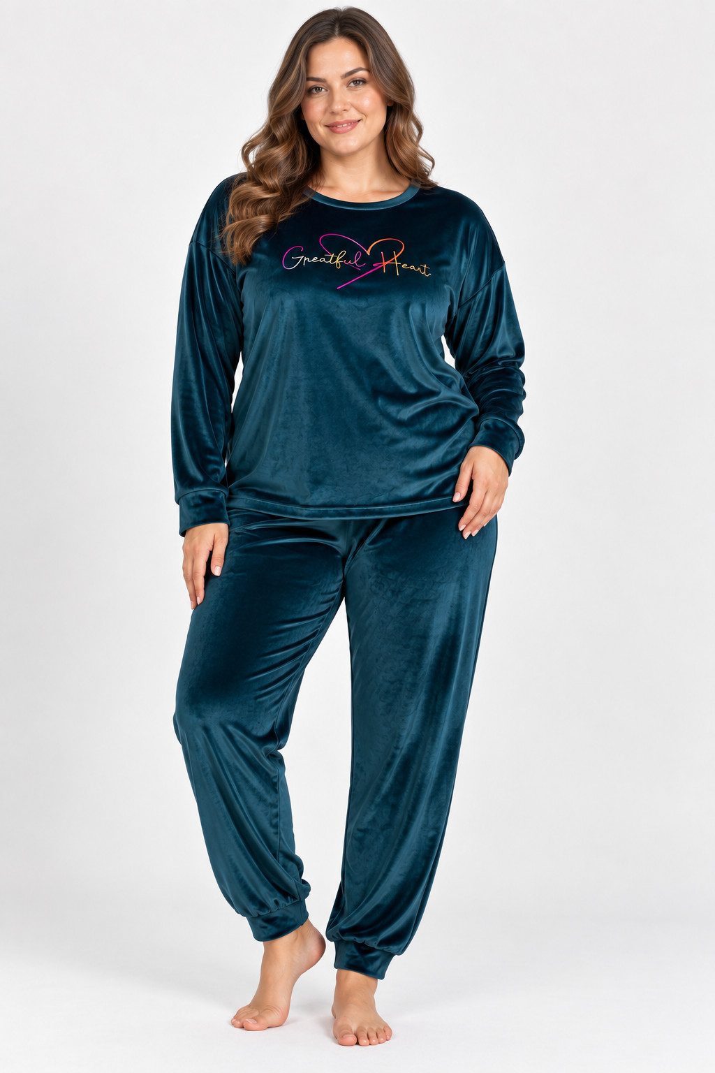 fashionshowcase Schlafanzug Damen Hausanzug aus Samt Pyjama Set für Herbst & Winter (2-teilig, 2 tlg., Langarm-Oberteil + lange Hose) kuschelig weicher Samt-Look