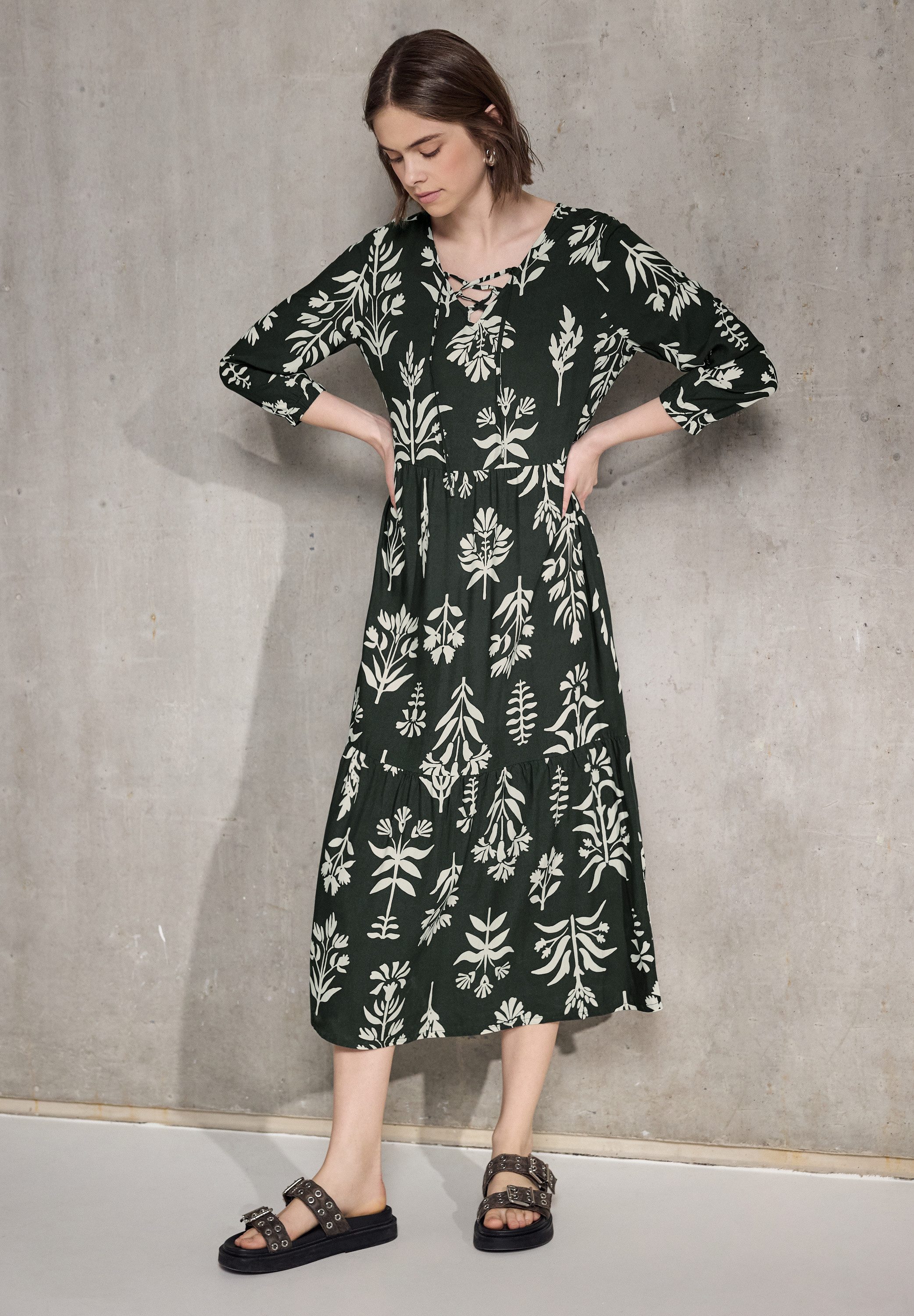 STREET ONE STUDIO Midikleid mit allover Blumenprint