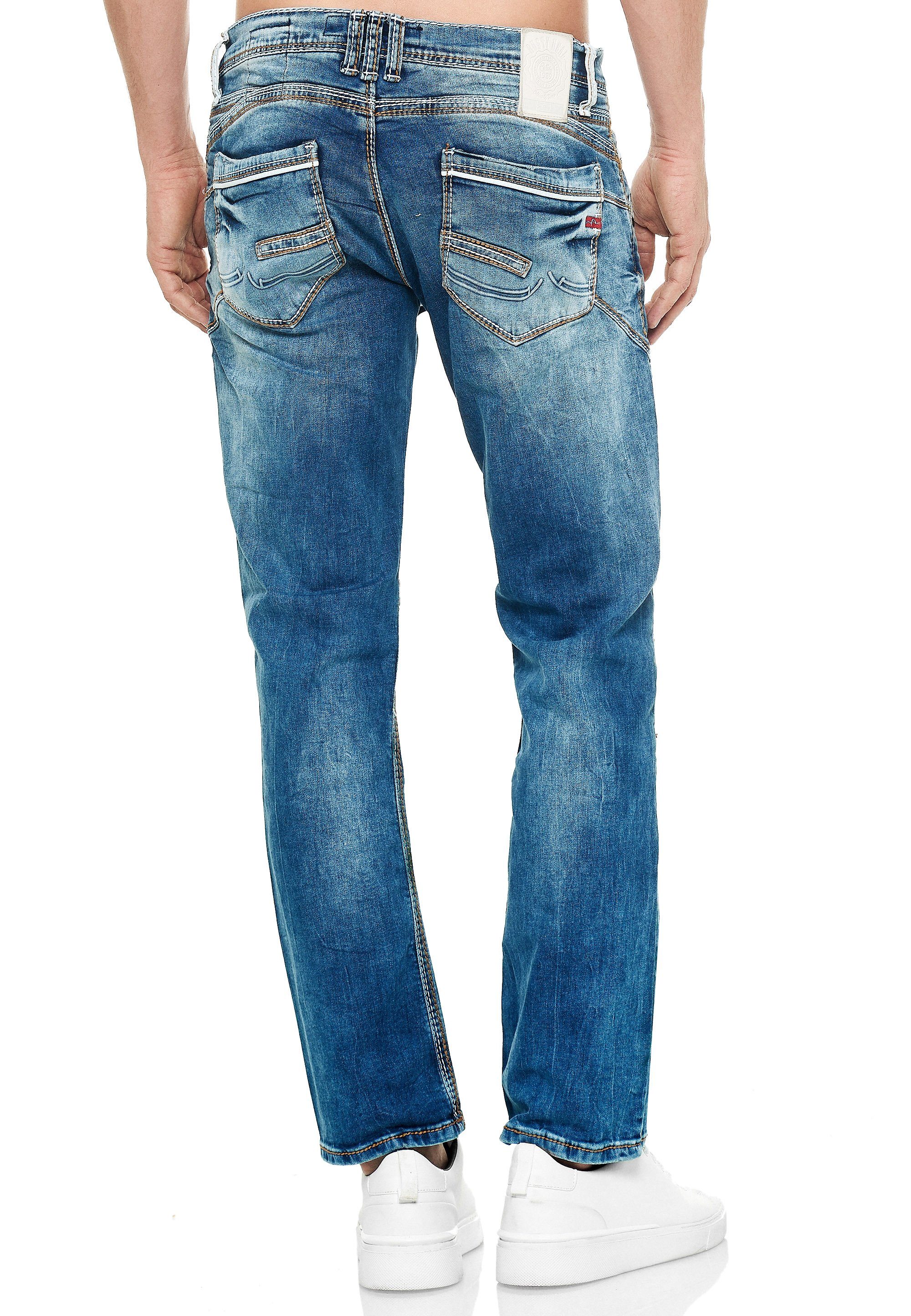 Rusty Neal Bequeme im Regular Jeans Fit-Schnitt