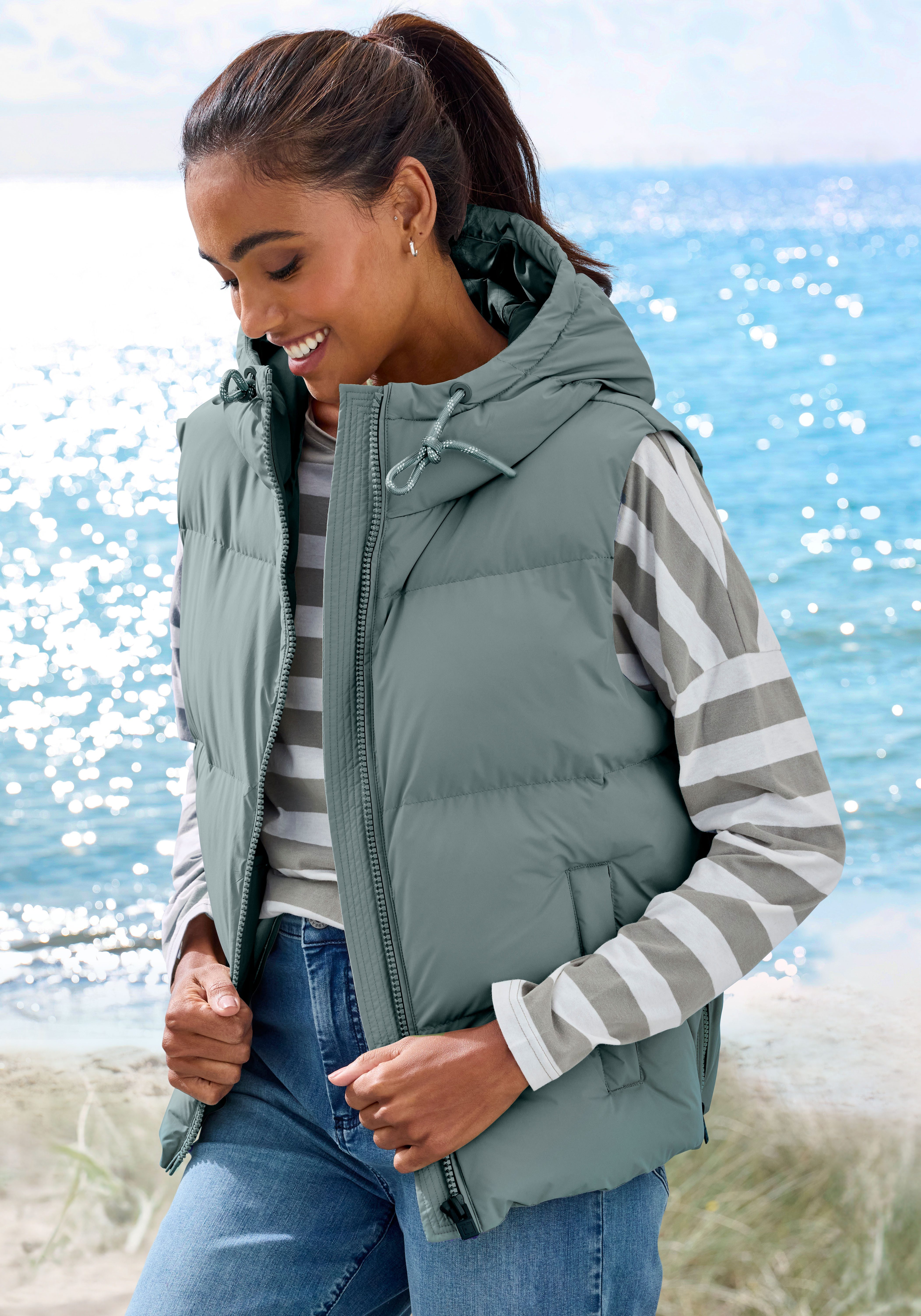 Elbsand Steppweste mit großem Logoprint auf dem Rücken günstig online kaufen