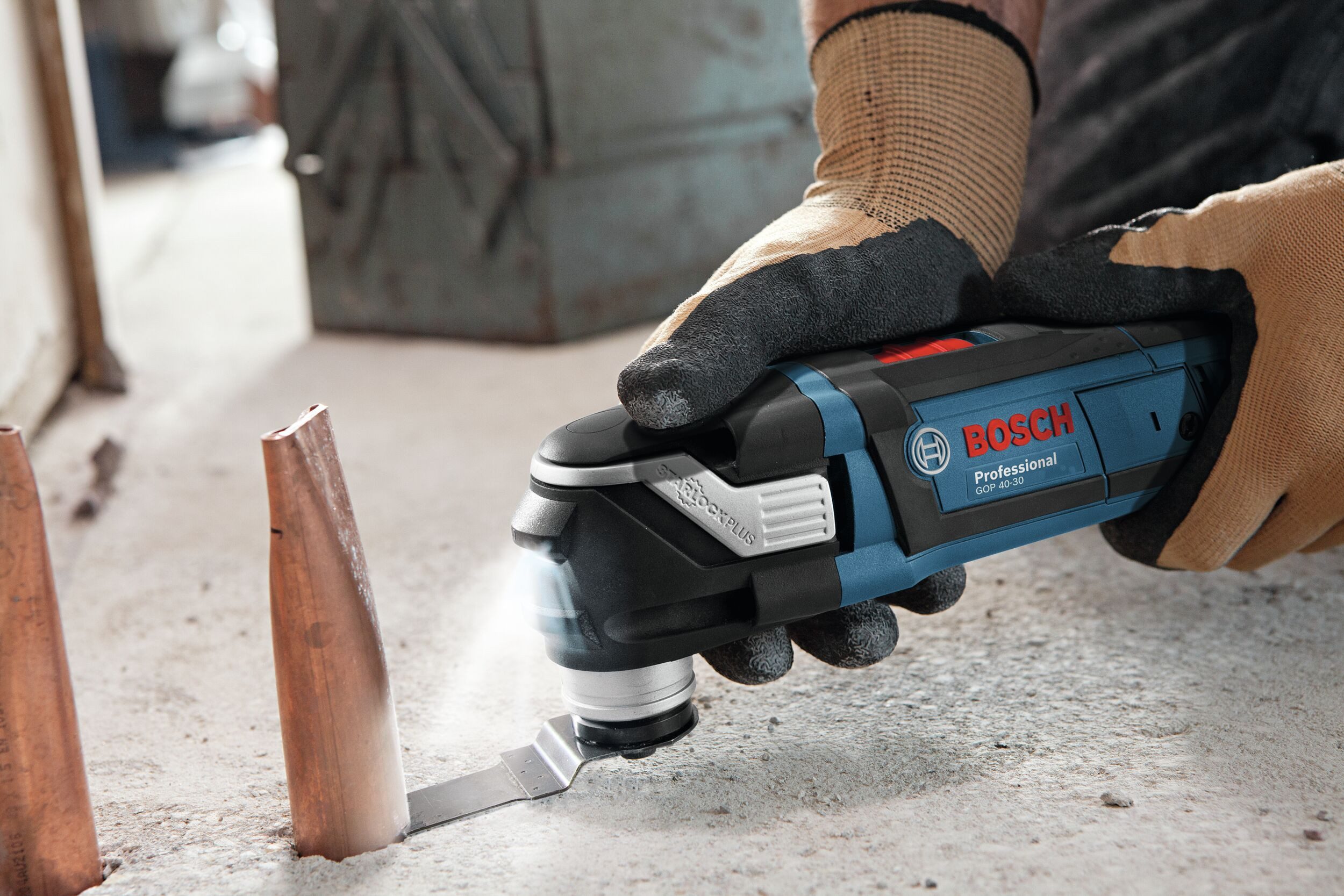 Bosch Professional Elektro-Multifunktionswerkzeug GOP 40-30, Multi-Cutter - im Karton