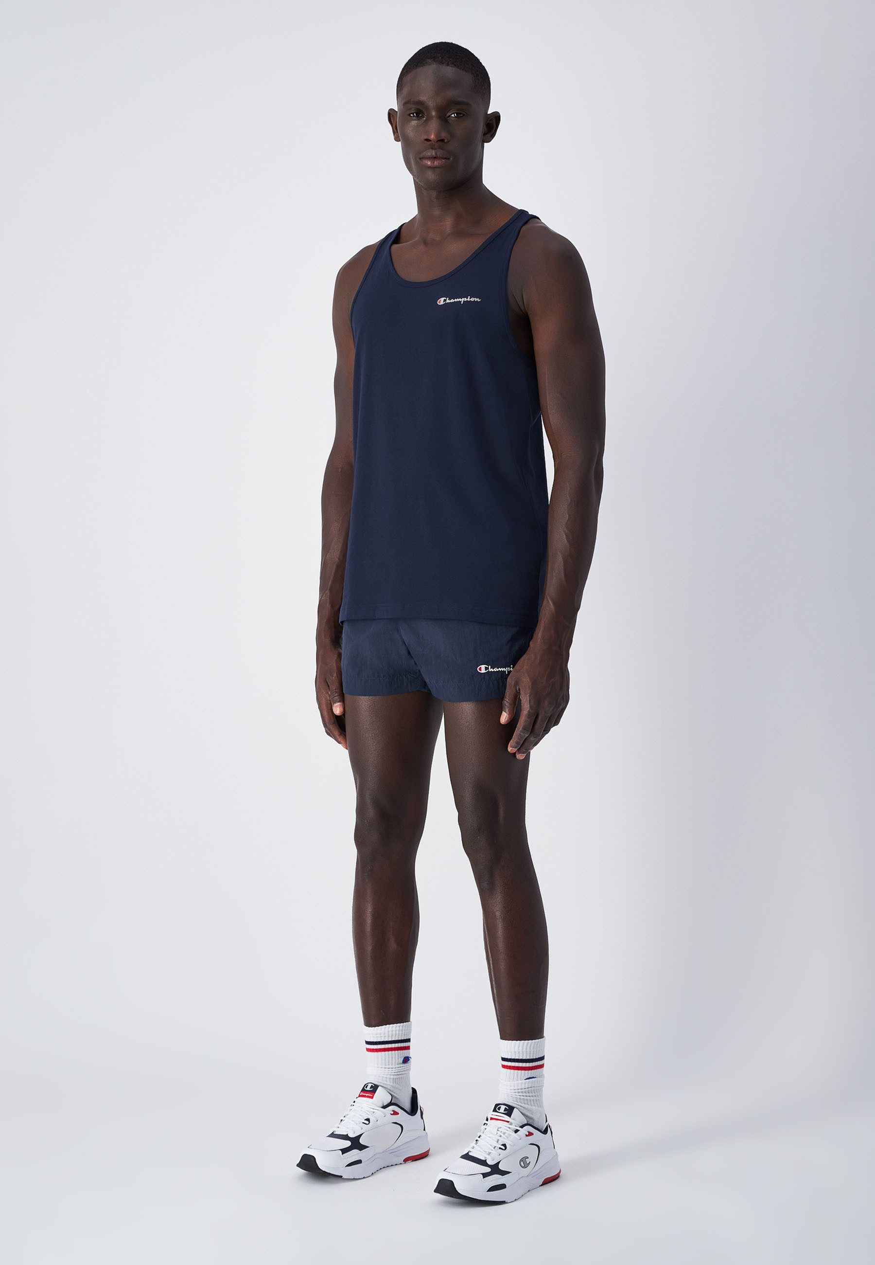 Champion Badeshorts Icons Beachshort Short mit Champion-Stickerei, schnell trocknendes Gewebe, Oberschenkellänge