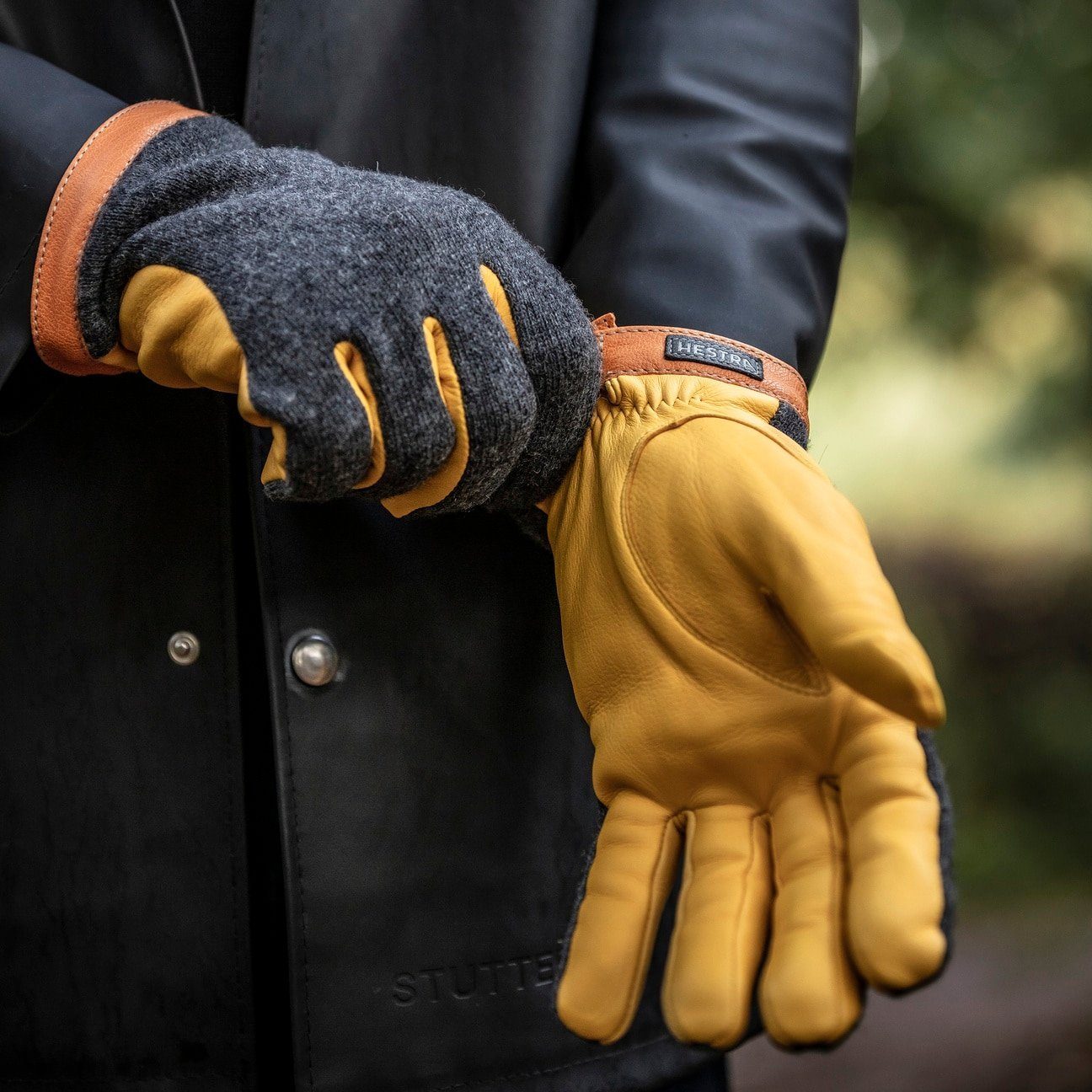 Fingerhandschuhe schwarz mit Futter Hestra Strickhandschuhe