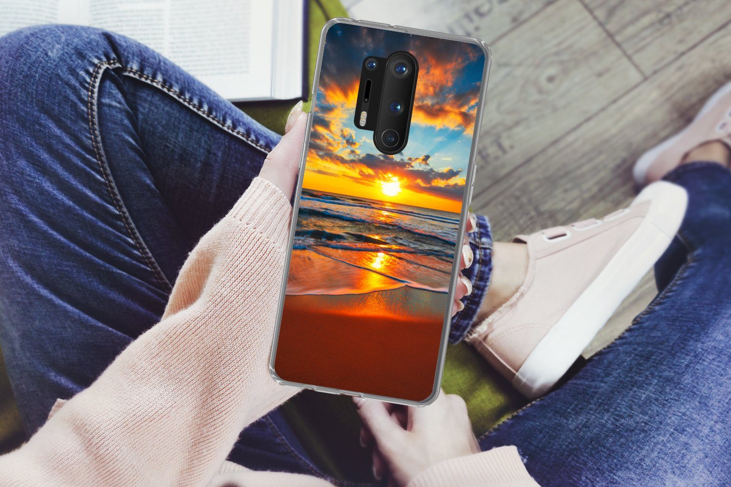 MuchoWow Handyhülle für OnePlus 8 Pro Meer - Sonnenuntergang - Strand - Wolken - Orange, Phone Case, Silikon, Schutzhülle Dünn
