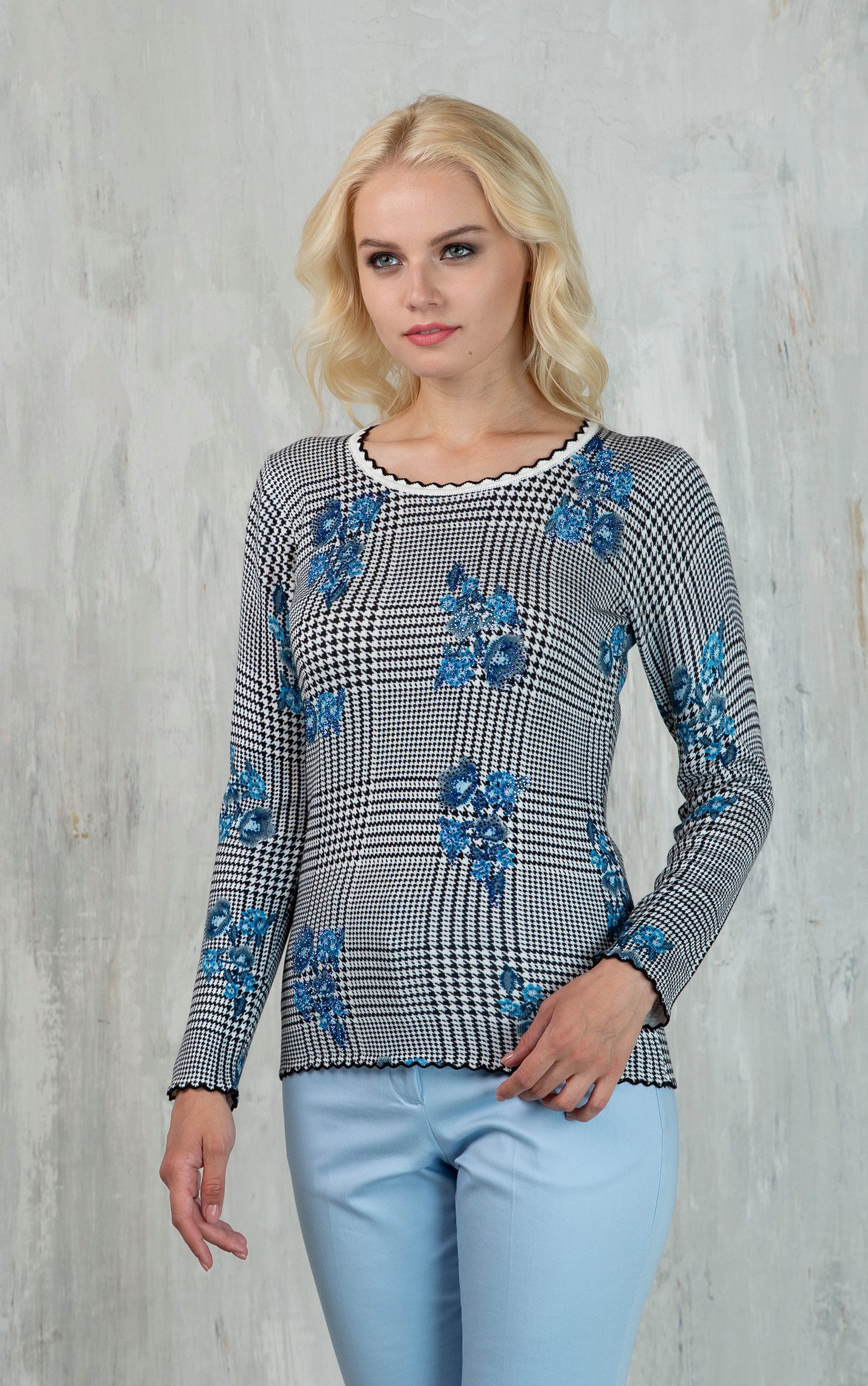 Passioni Strickpullover mit Karomuster und Blumendruck