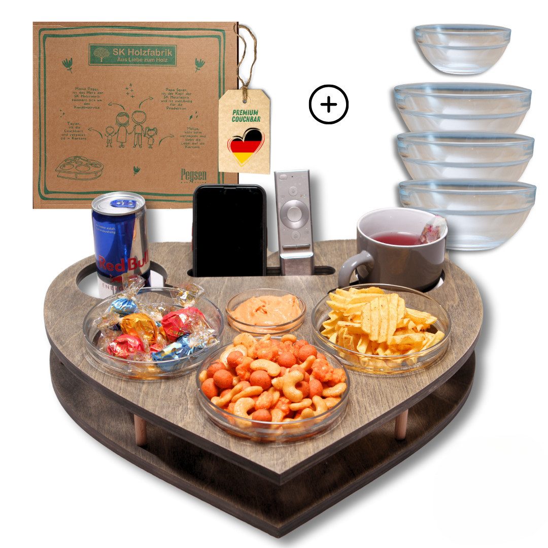 PEGSEN Servierplatte Couchbar Snackbox Herz mit 4 Snackschalen Sofa Tablett, Birkenholz, (Geschenkset inkl. Geschenkkarton, 5-tlg., lebensmittelechte Glasschalen), passend für Kaffeetassen, Weingläser & 0,5l Flaschen