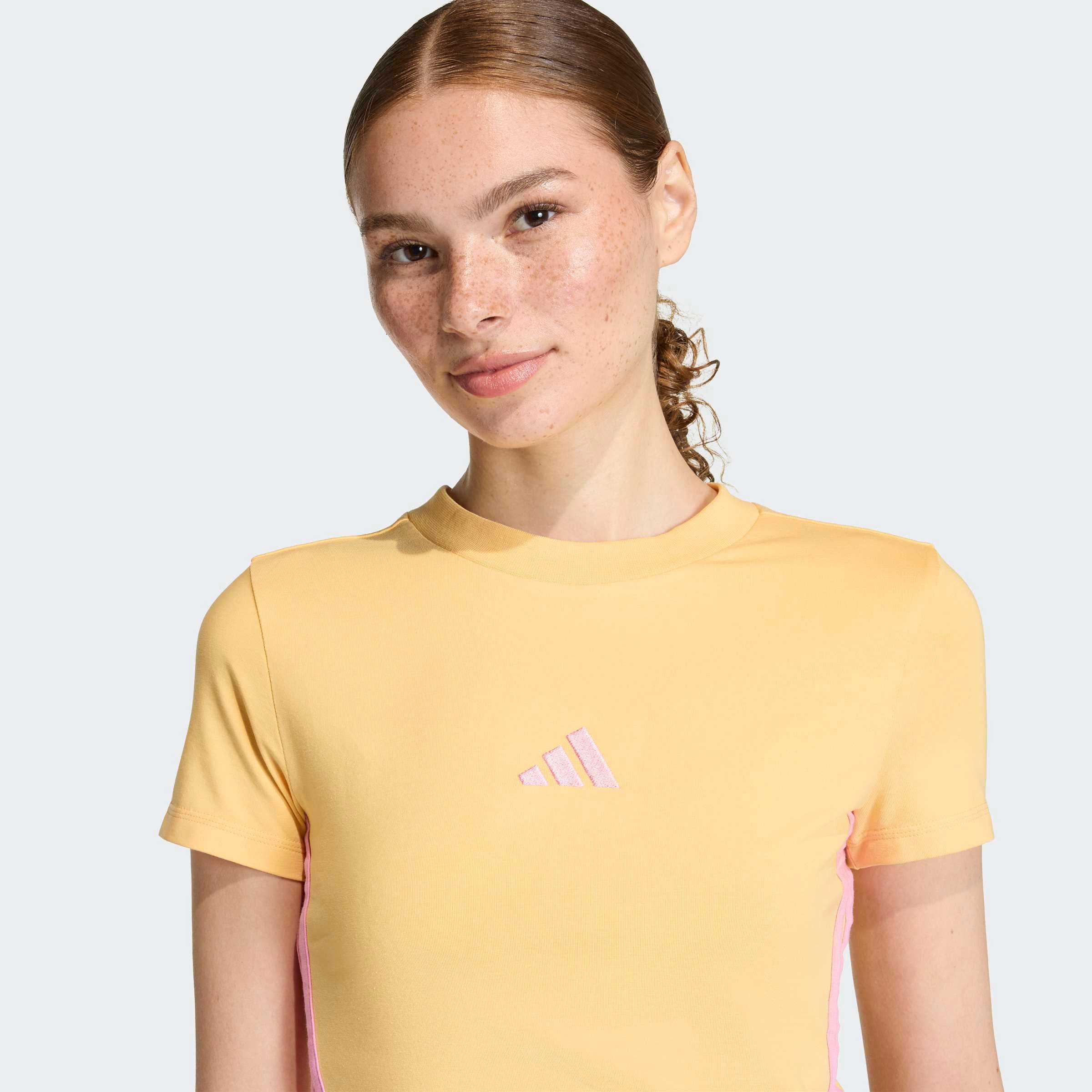 adidas Sportswear T-Shirt W 3S SJ BABY T schmale Passform, Rundhalsausschnitt, mit Elasthan-Anteil