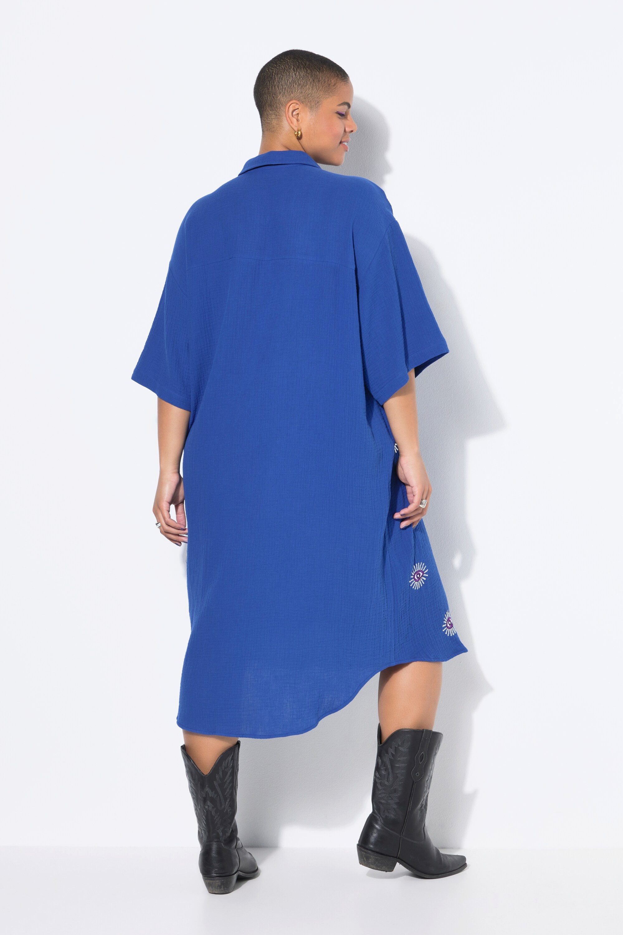 Studio Untold Midikleid Midikleid oversized Musselin Augen-Stickerei