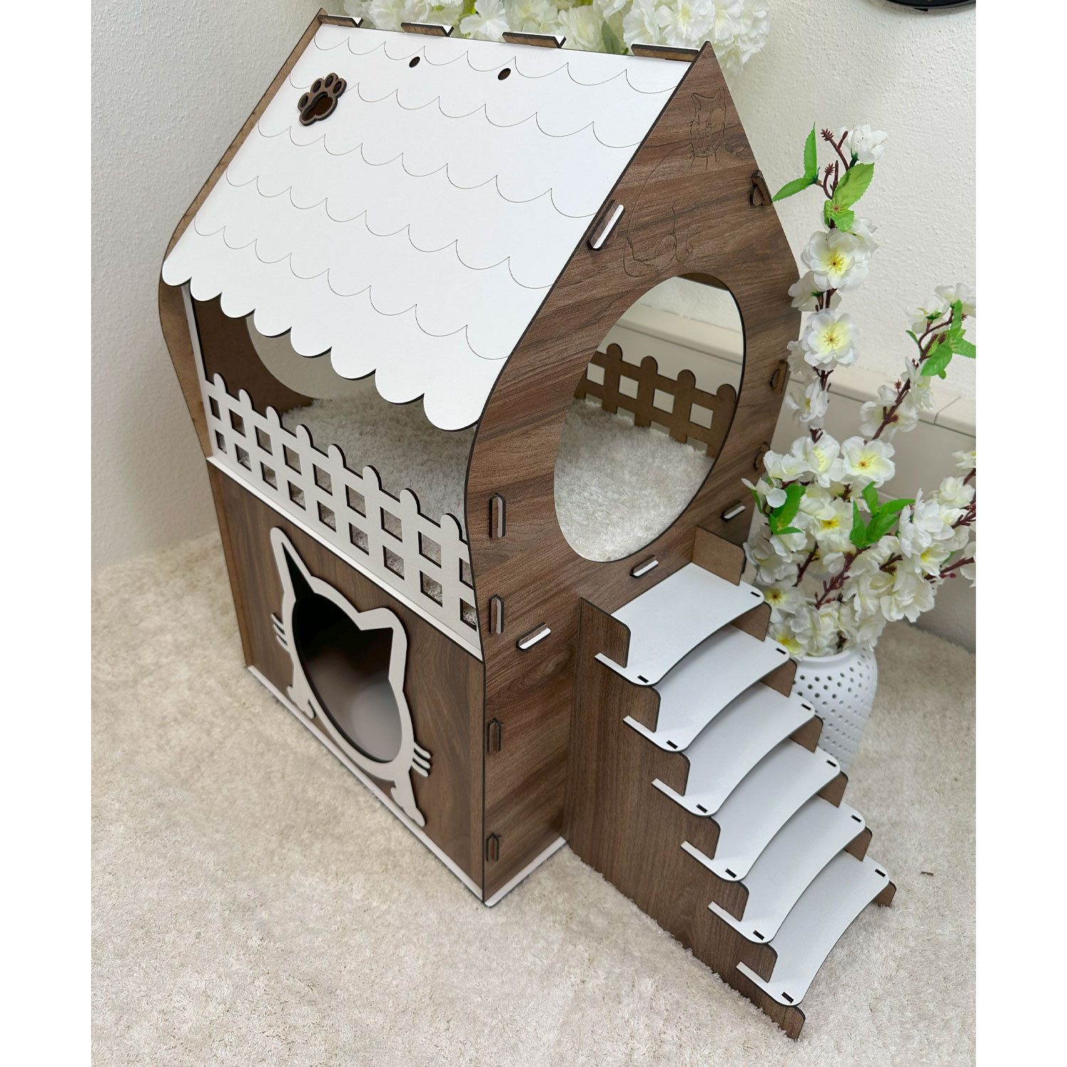 Jungengel Tierhaus Zweistöckiges Katzenhaus aus MDF – Braun & Weiß – in XL, XXL, 3XL, Werkzeugloser Aufbau, Zweistöckig, Balkon mit Rundfenster