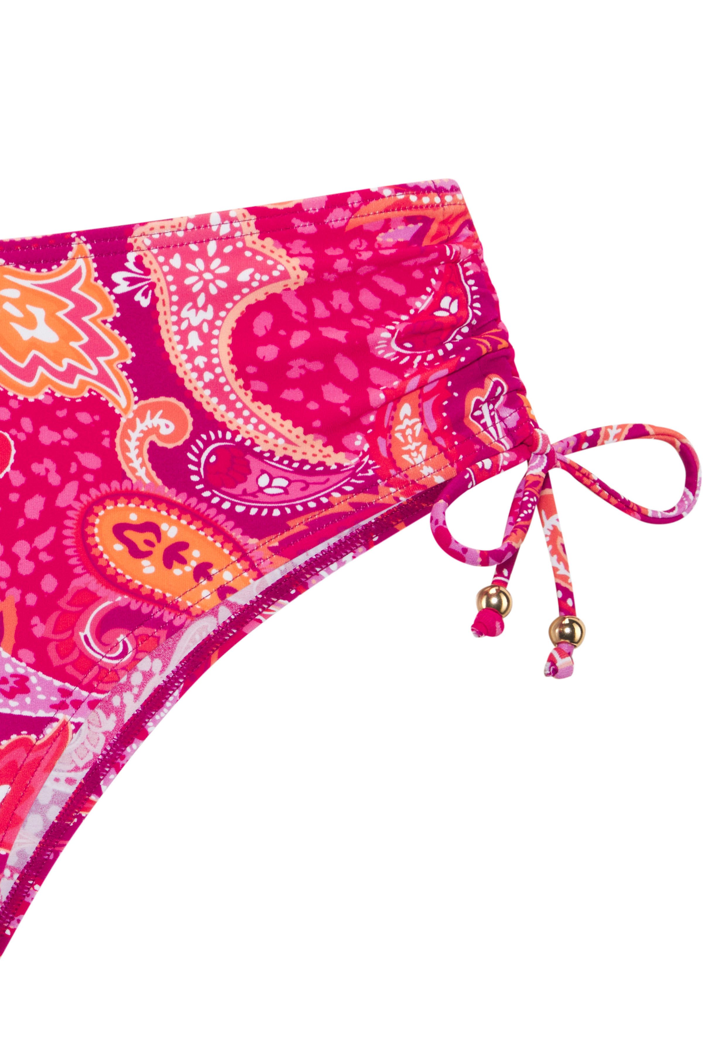 Vivance Bikini-Hose Pretty seitlich regulierbar und mit modischem Paisleymuster. € 29,99