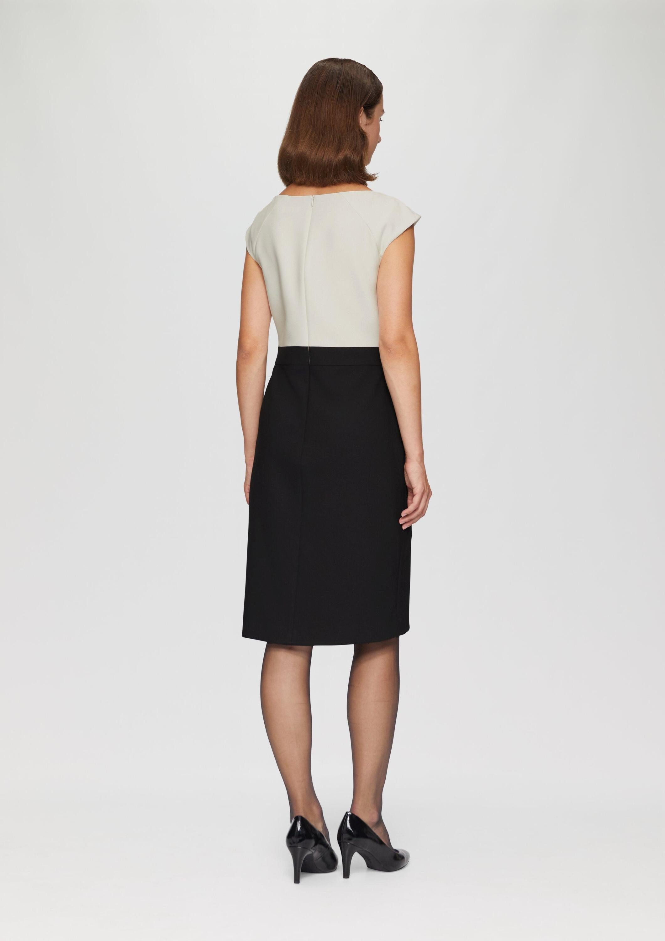 s.Oliver Minikleid Kleid Ärmelloses Etuikleid aus Viskosemix