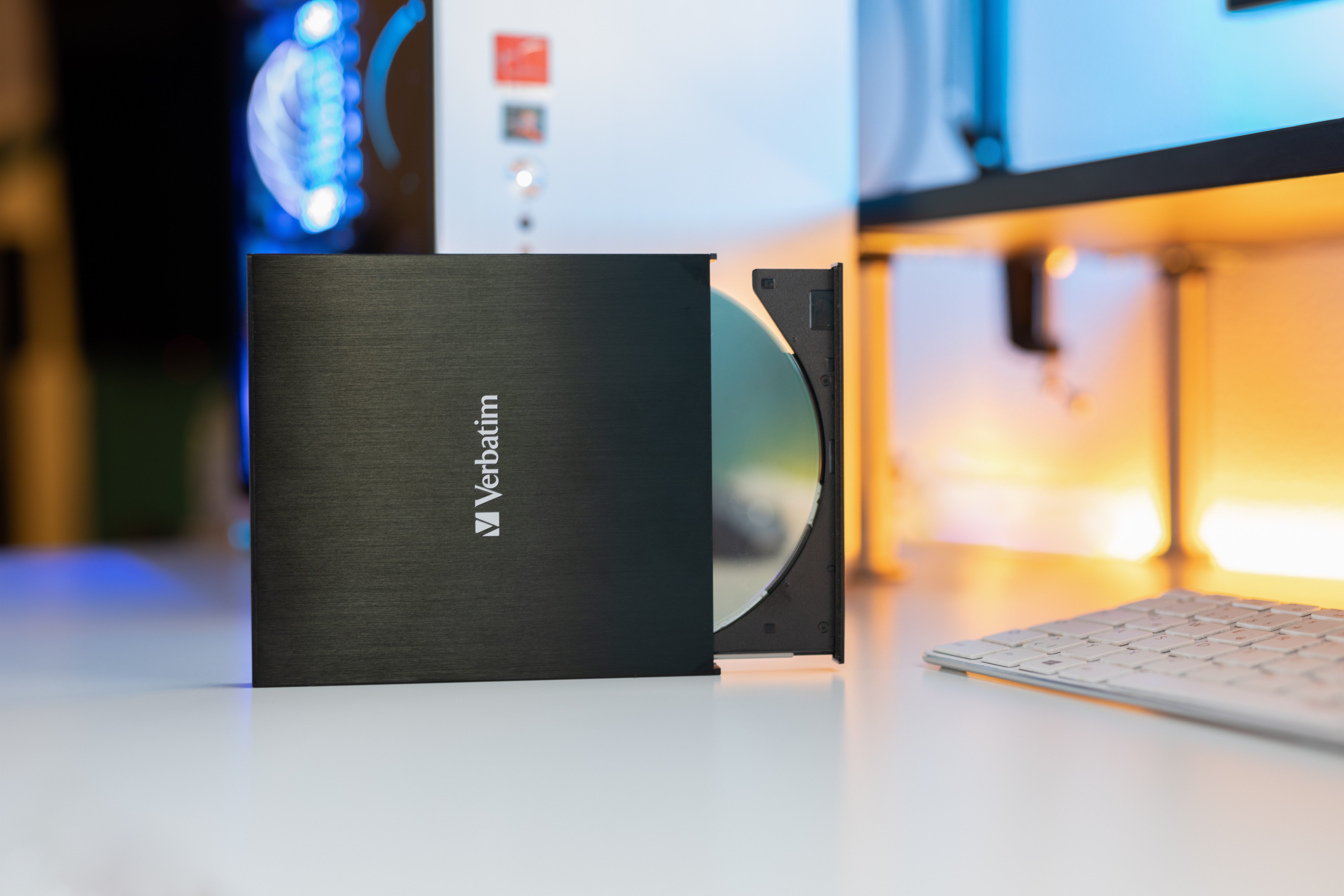 Verbatim Externer Slimeline Blu-ray-Brenner (Schlankes Design mit Aluminiumgehäuse)