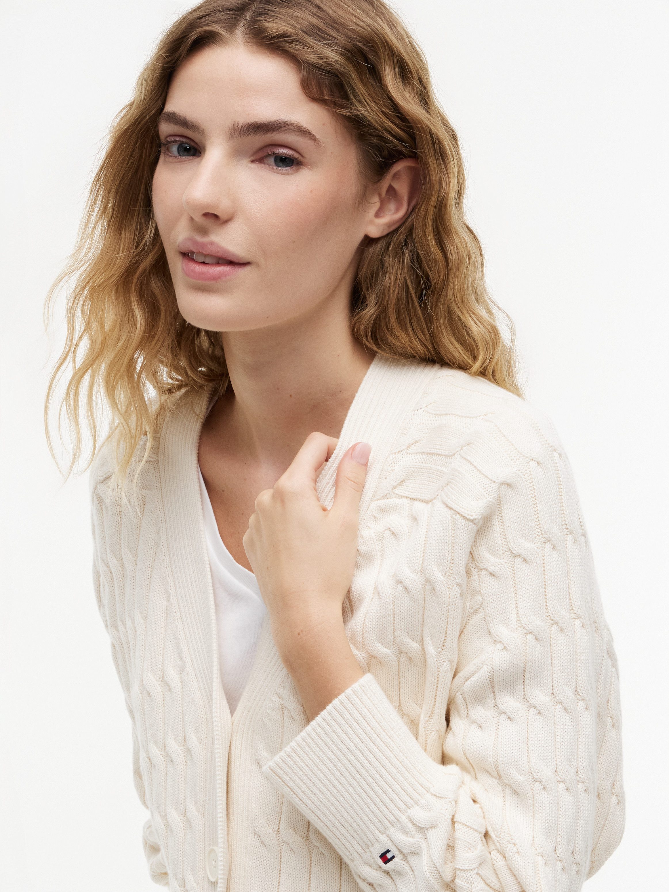 Tommy Hilfiger Strickjacke MID GG CABLE V-NK LS CARDI Baumwolle, mit Zopfstrickmuster