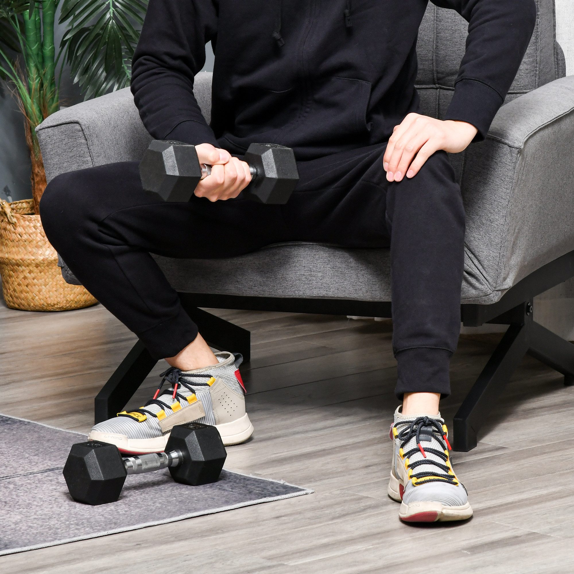 HOMCOM Hantel-Set mit gerändeltem Griff, 2 x 5kg, (Kurzhantel aus Gusseisen, Kurzhanteln für Männer und Fraue), für Zuhause, Fitnessstudio, Krafttraining