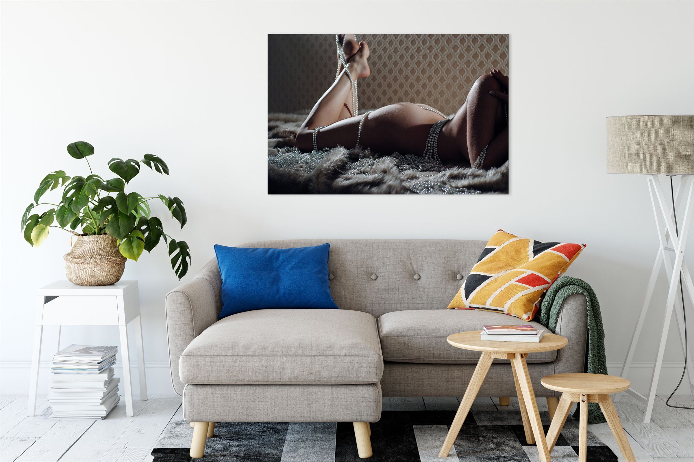 Pixxprint Leinwandbild nackte Frau in Perlen eingewickelt, nackte Frau in P günstig online kaufen