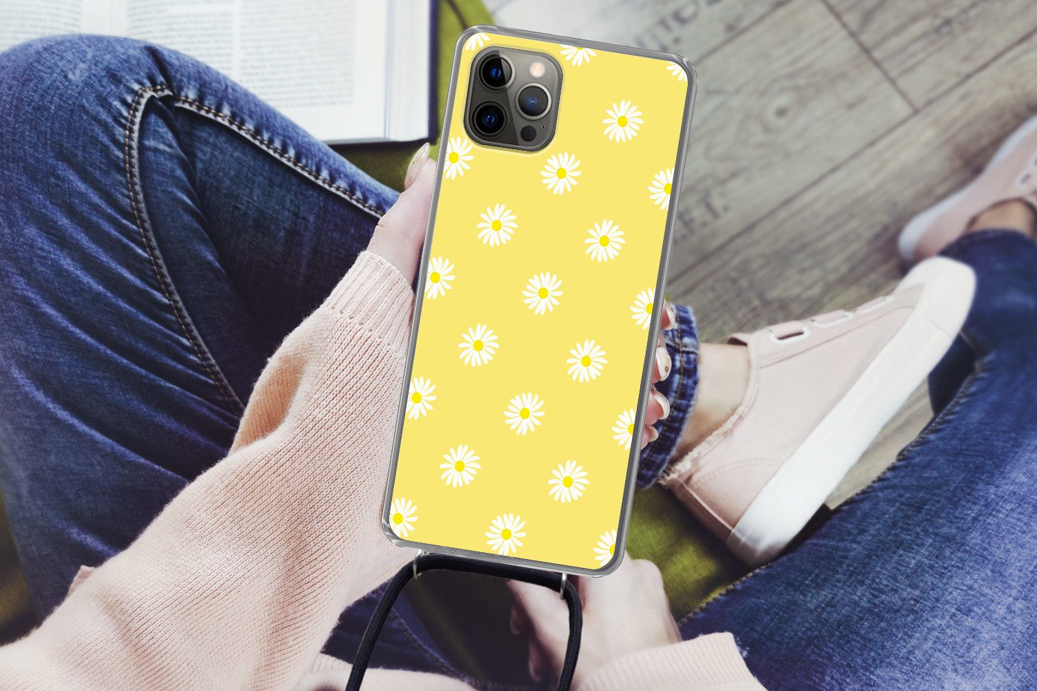 MuchoWow Handyhülle für Apple iPhone 13 Pro Gänseblümchen - Pastell - Weiß - Gelb - Blumen, Tragbare Handyhüllen mit Kette zum umhängen, Handykette Handyband