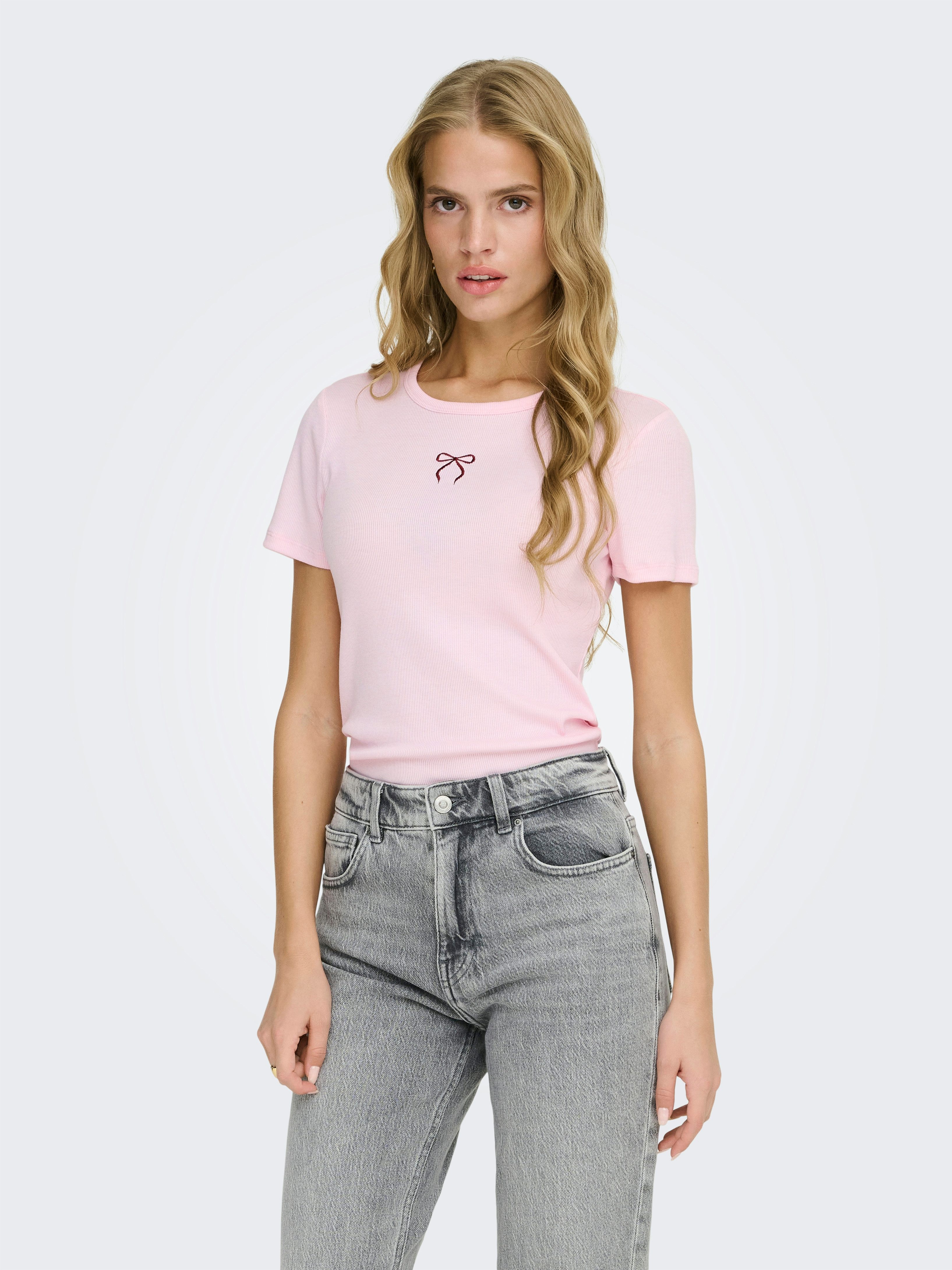 Kurzarmshirt ONLELVA JUNE EMB S/S TEE JRS NOOS