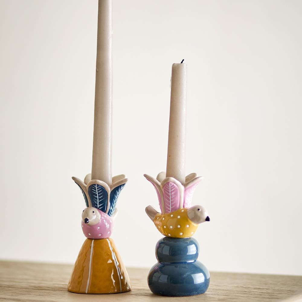 Bloomingville Kerzenhalter Swift, Handbemalt, 2er-Set, Vogelmotiv, Blütenform, Unikat-Optik