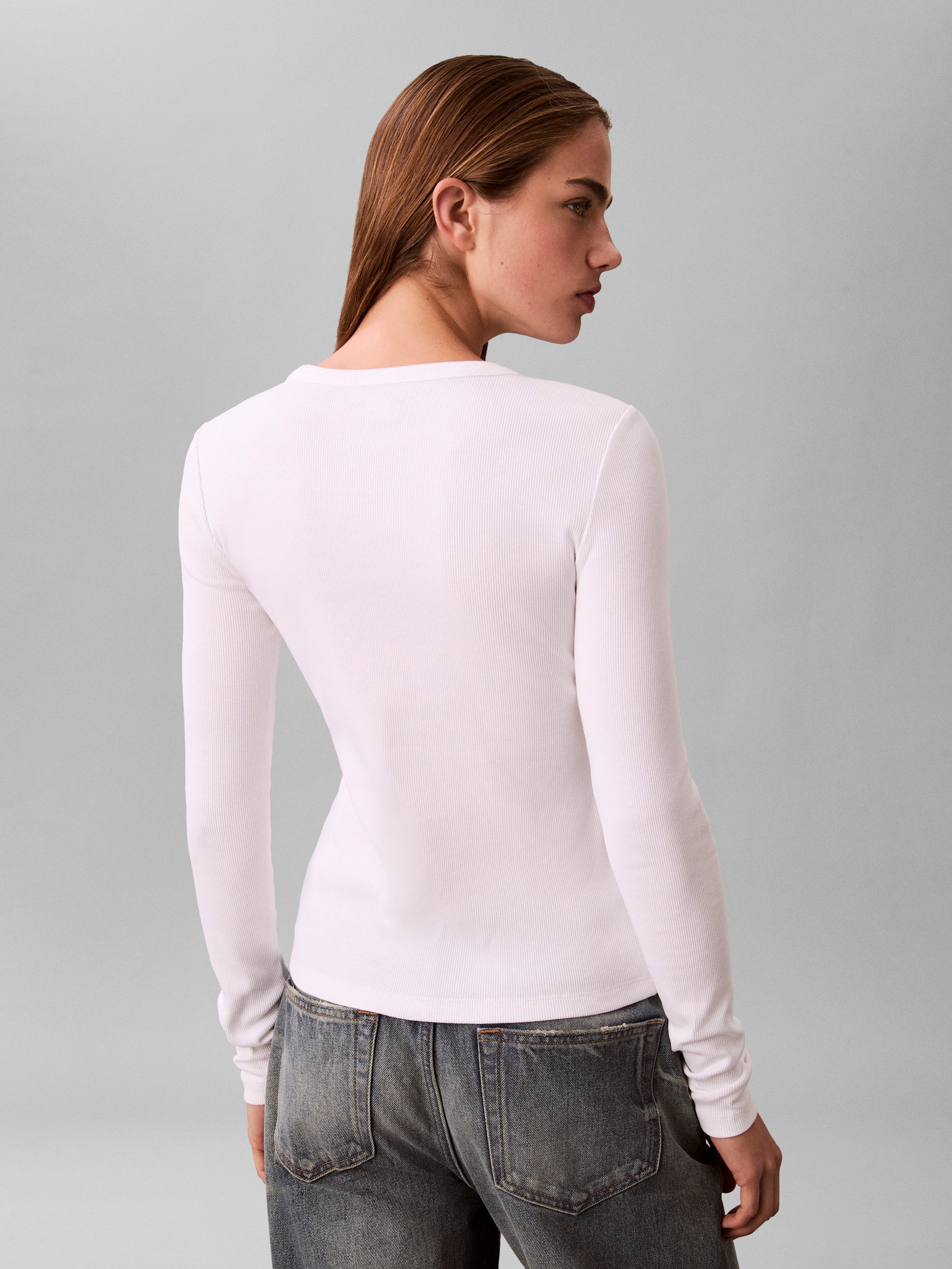 Calvin Klein Jeans Shirttop Figurbetonte Passform mit Rundhalsausschnitt