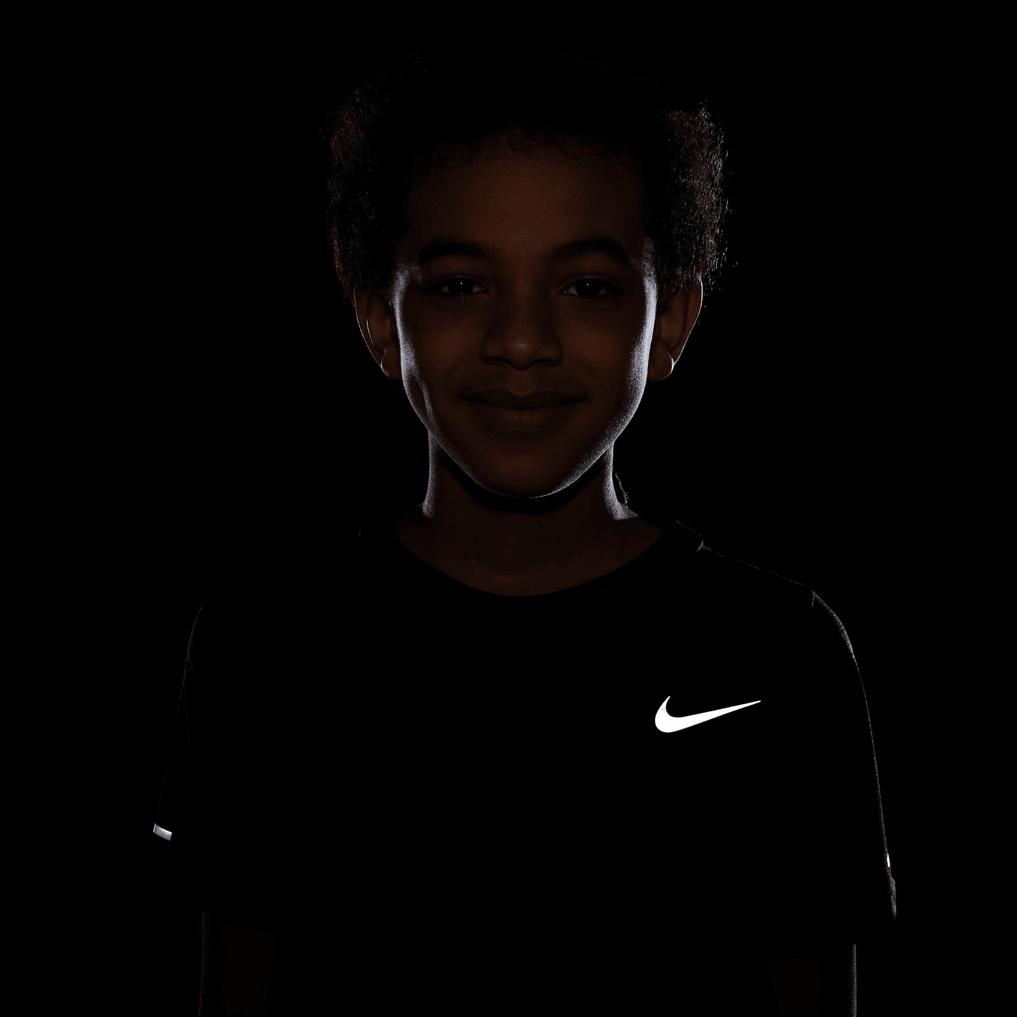 Top Nike (Boys) Dri-FIT BLACK Big Trainingsshirt Training Kids' Miler