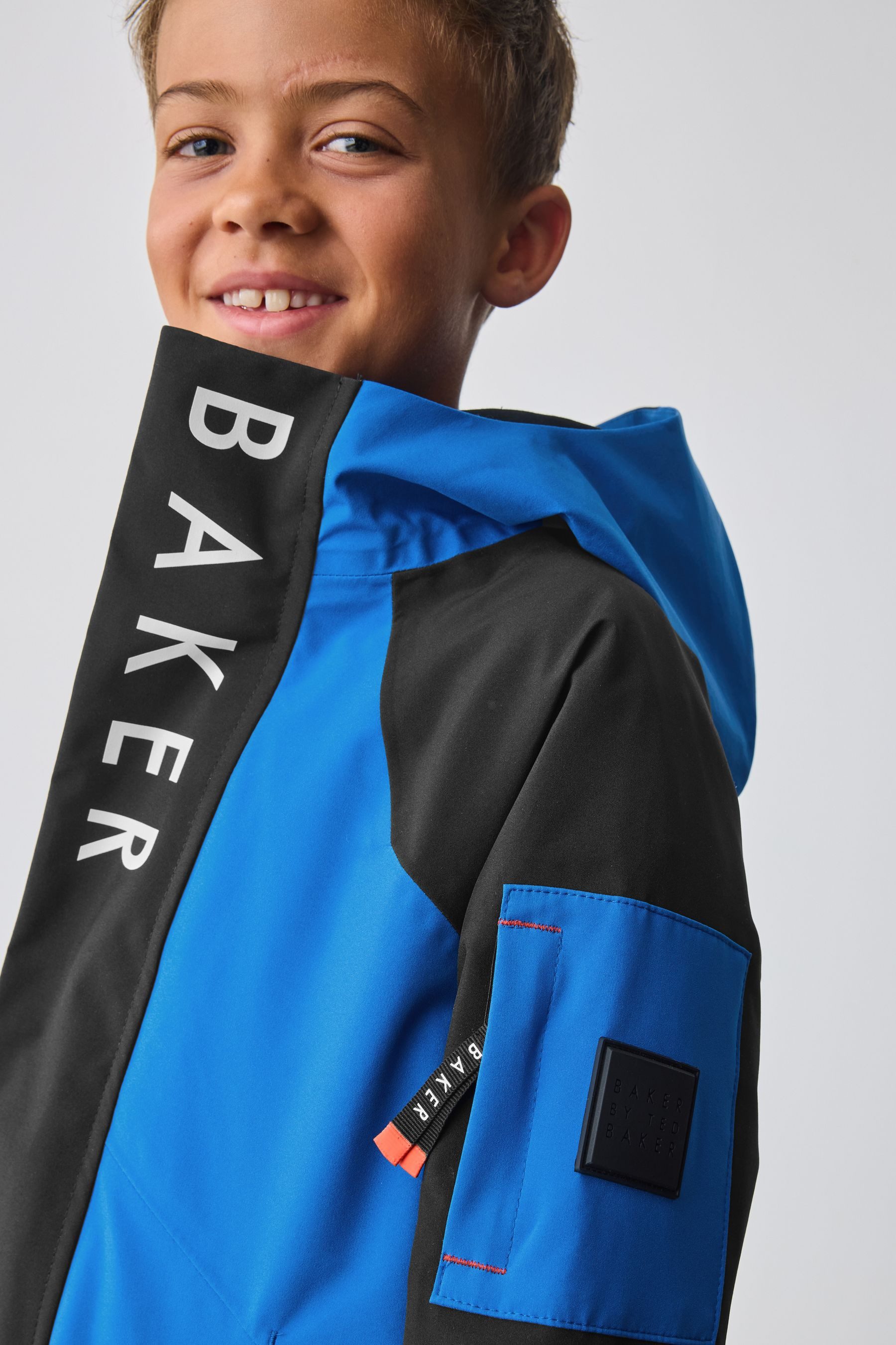 Baker by Ted Baker Regenjacke Baker by Ted Baker wasserabweisender Mantel (1-St)