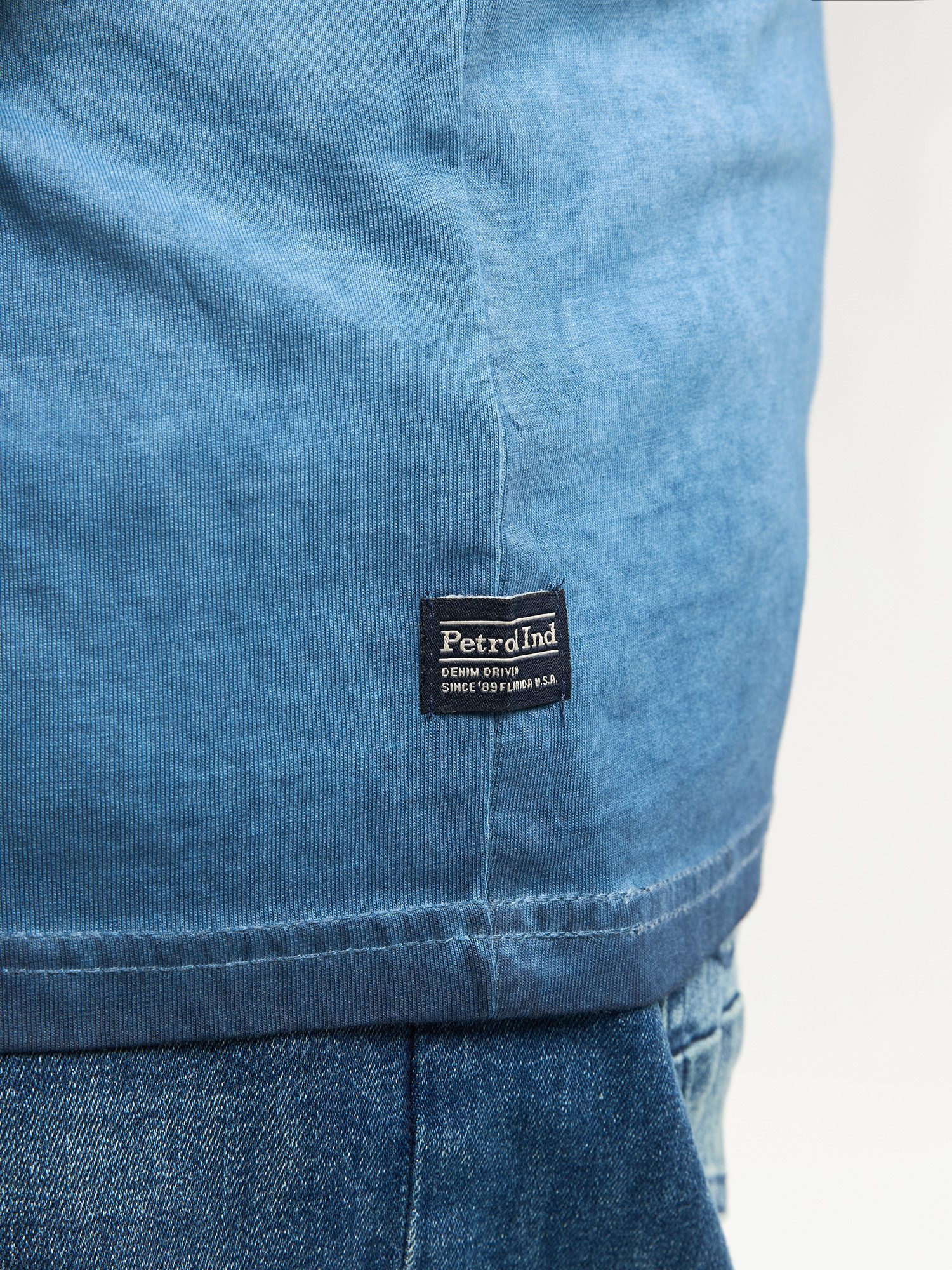 Petrol Industries Rundhalsshirt mit Logo Stickerei – Bild 5 von 5