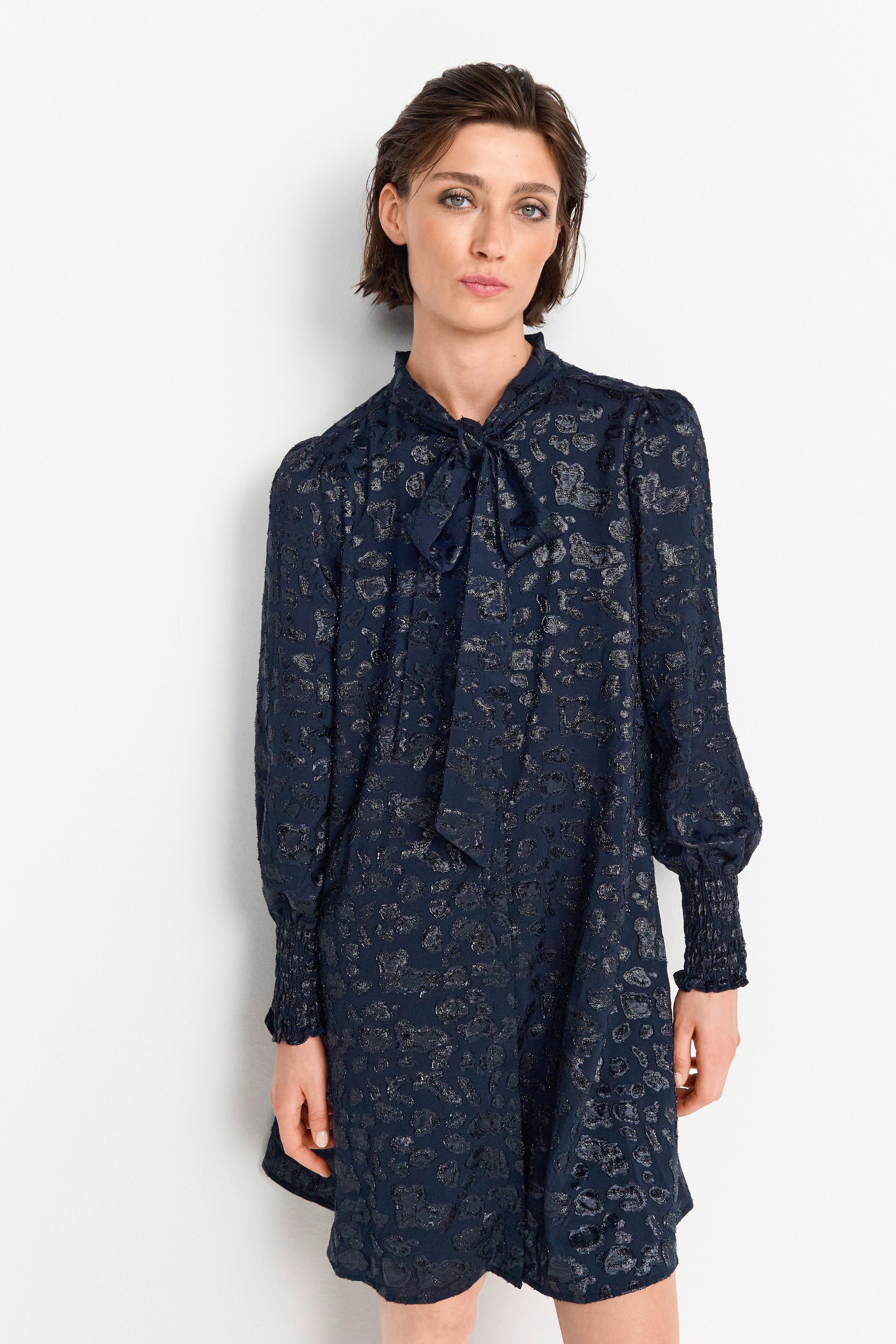 RICHROYAL Minikleid in schimmerndem Jacquard-Look mit günstig online kaufen