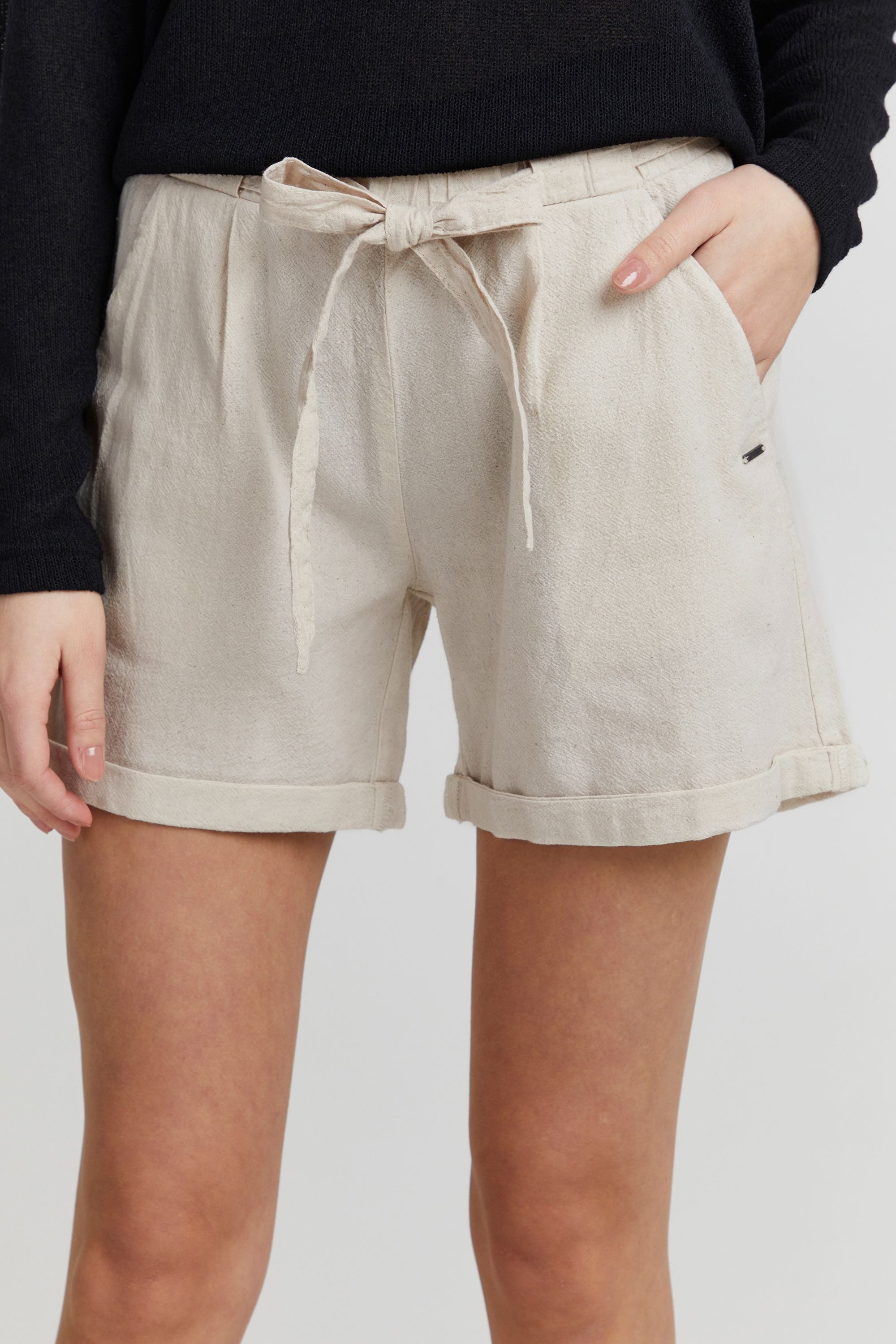 OXMO Chinoshorts OXLINA Chinoshorts mit Gürtel