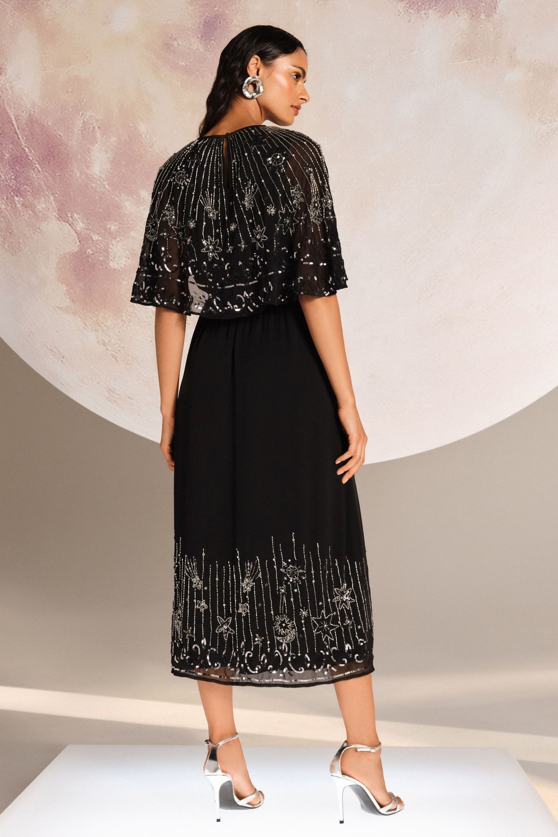 Love & Roses Midikleid Love & Roses Midaxi-Kleid mit Cape, Petite (1-tlg) günstig online kaufen