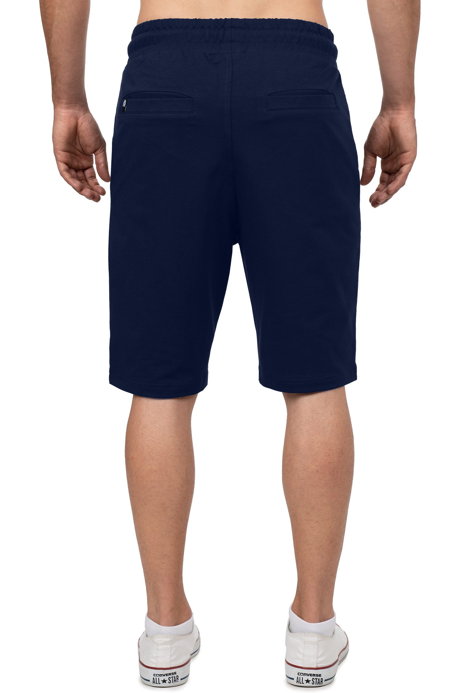 Cipo & Baxx Sweatshorts Herren Regular Fit Capri Hose Mid Waist BA-CK271 Kordelzug mit farblichen Akzenten