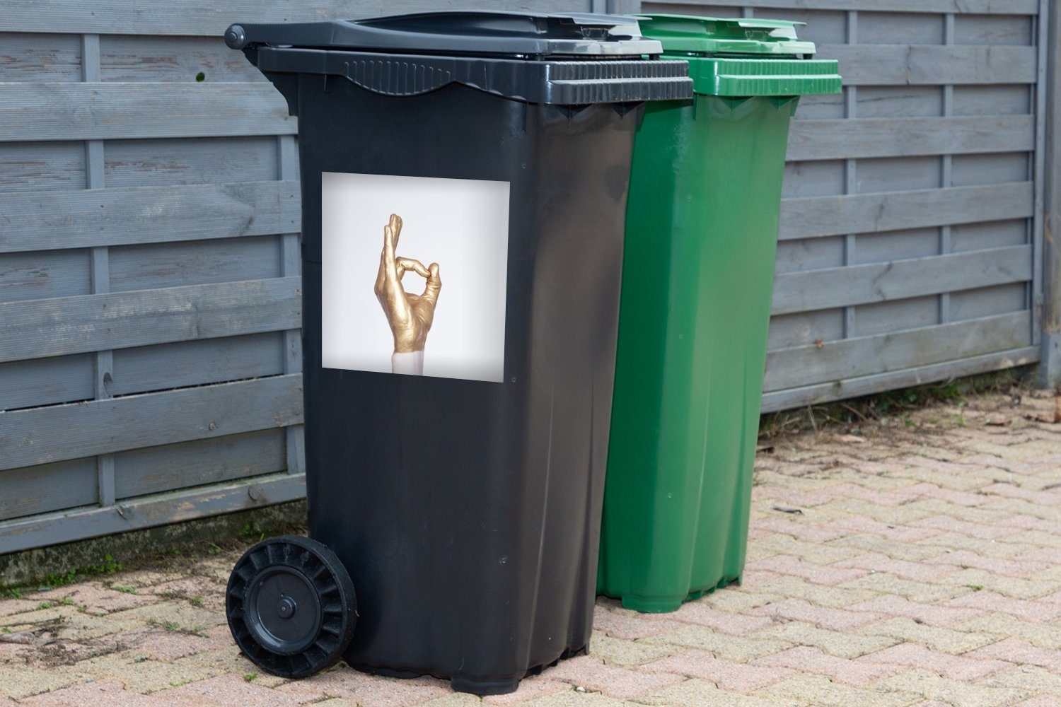 einem St), einer auf Mülleimer-aufkleber, Container, Wandsticker mit Körperkunst Abfalbehälter MuchoWow Mülltonne, Symbol Hand (1 Sticker,